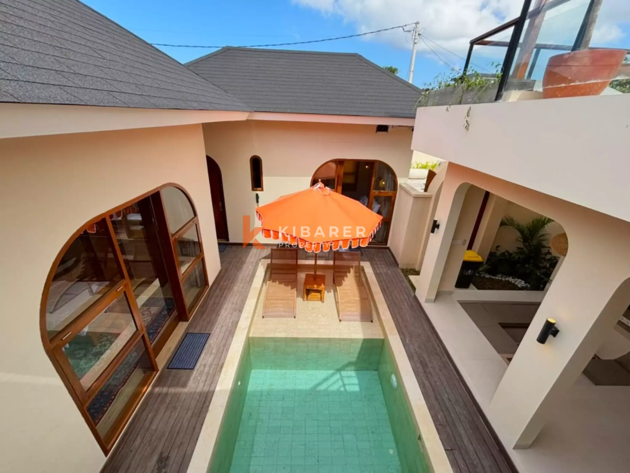 Elegant Three Bedroom Rooftop Pool Villa Near Bali's Best Beaches in Ungasan — image 11