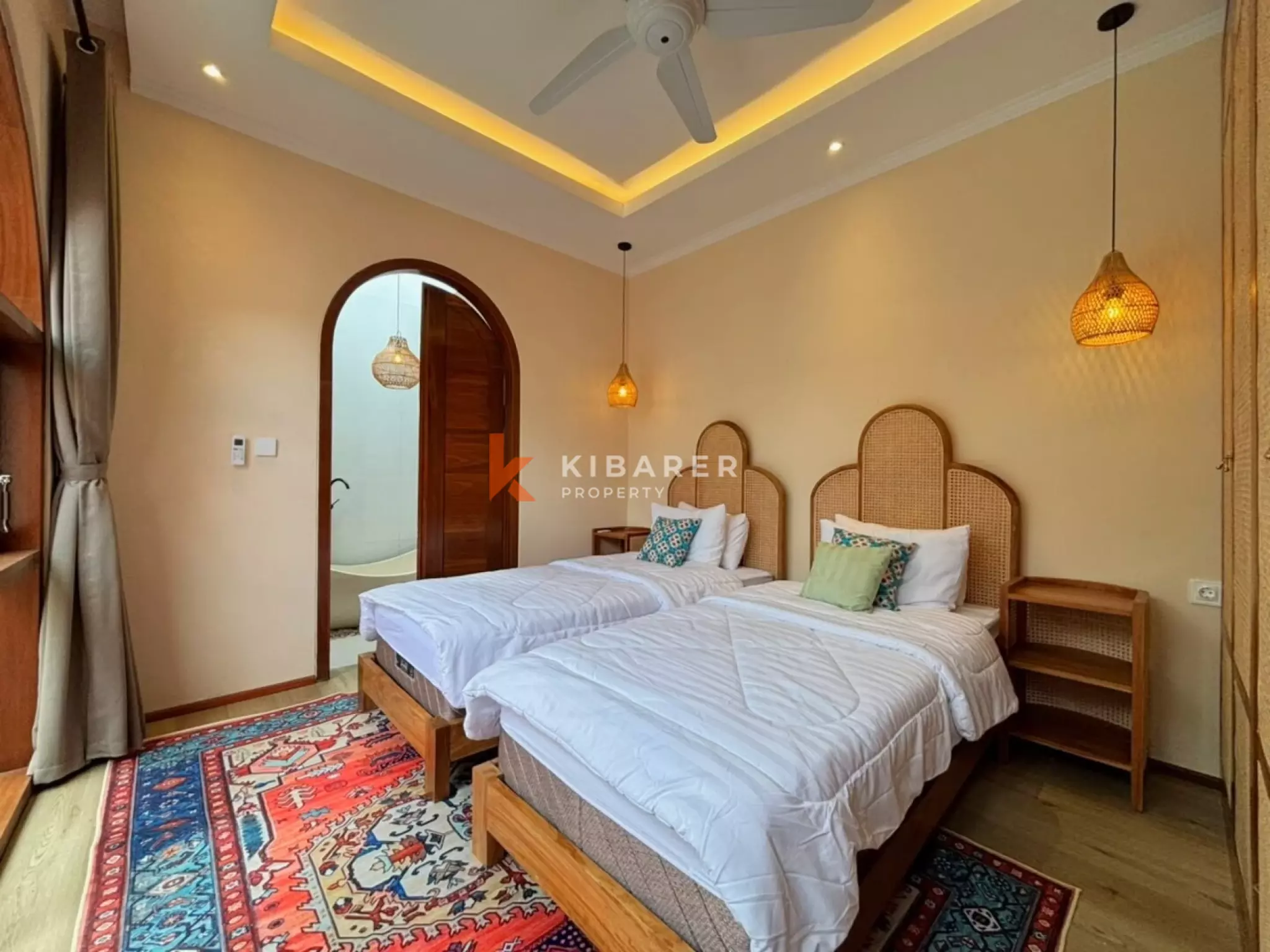 Elegant Three Bedroom Rooftop Pool Villa Near Bali's Best Beaches in Ungasan — image 12