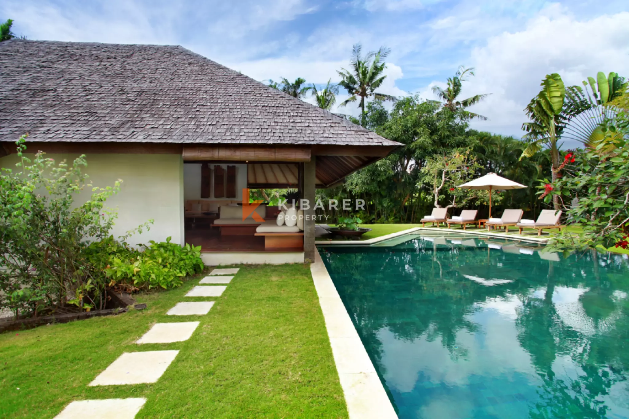 Stunning Two-Bedroom Villa with Garden in Umalas — image 1