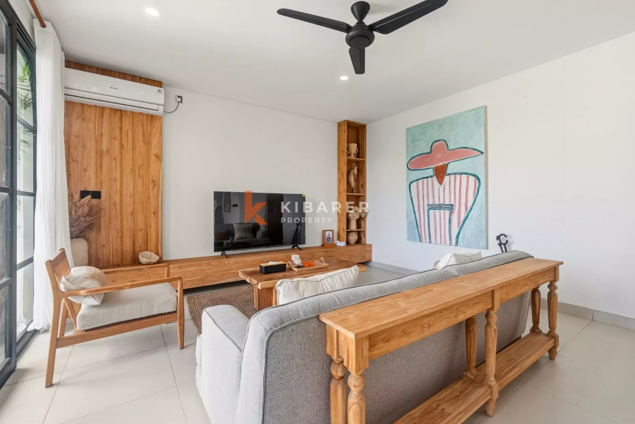 Streamlined Modern Two-Bedrooms Enclosed Villa in Canggu — image 11