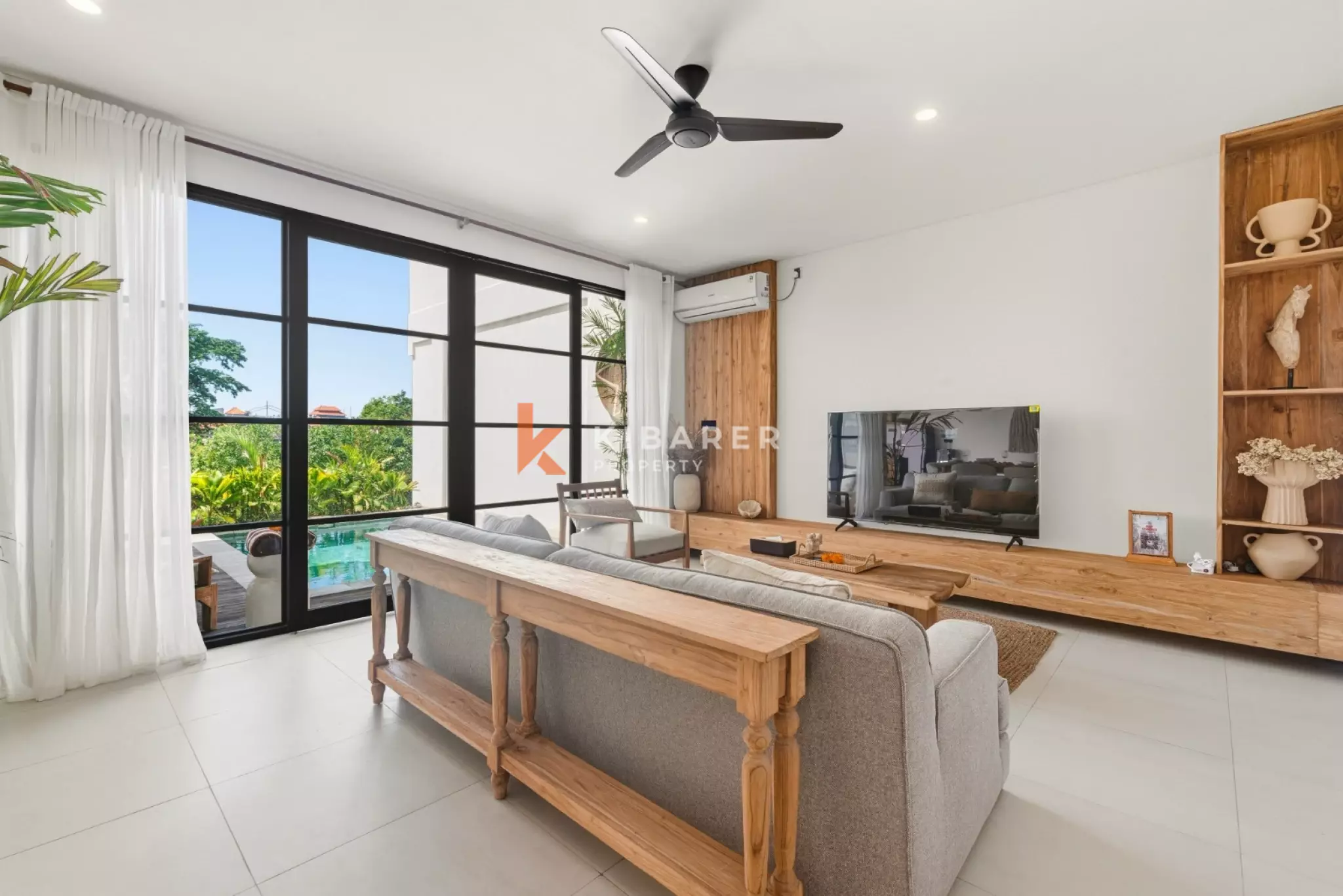 Streamlined Modern Two-Bedrooms Enclosed Villa in Canggu — image 9