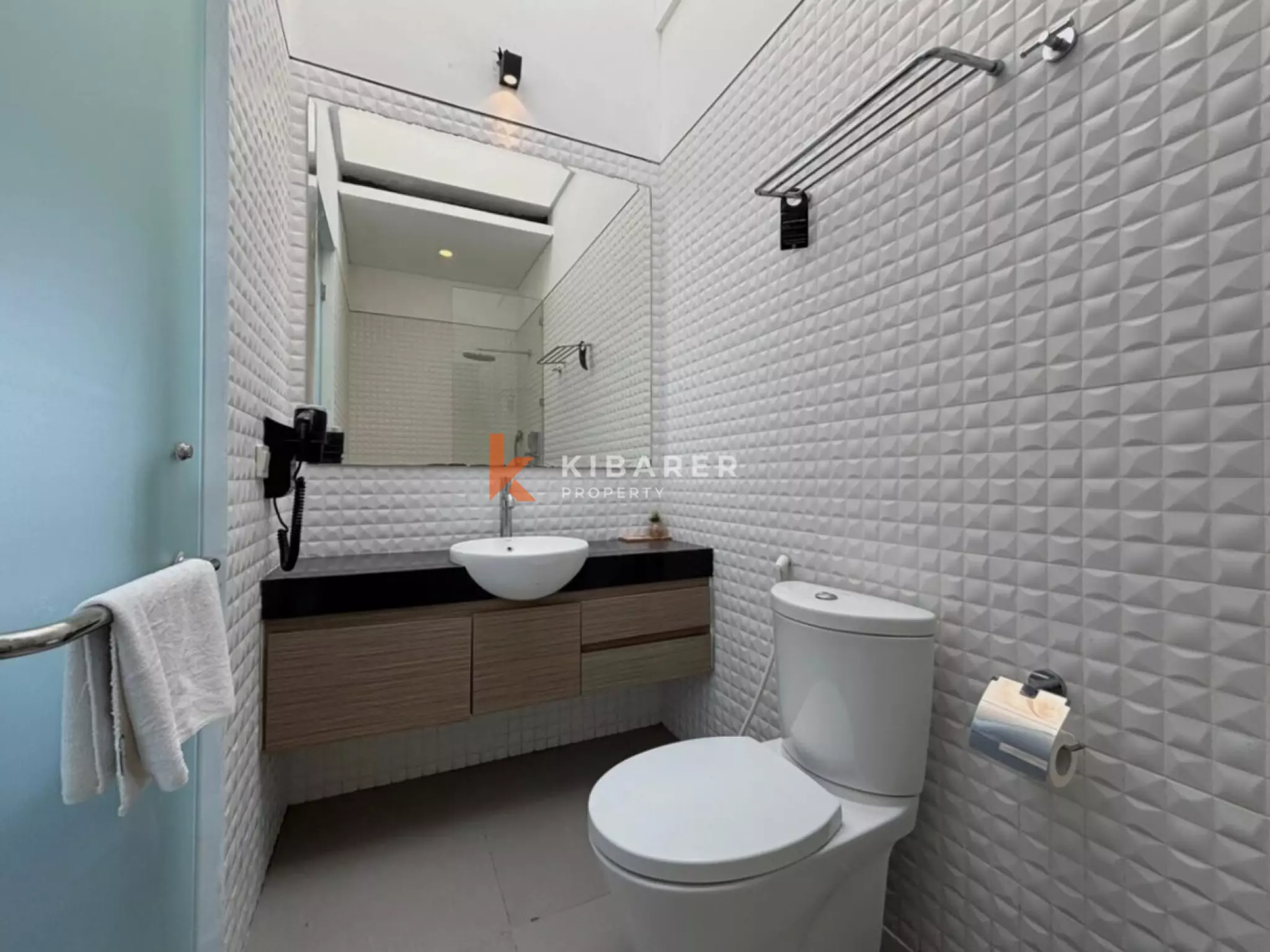 Premium Two Bedroom Villa with Enclosed Living in a Secure Ungasan Estate — image 14