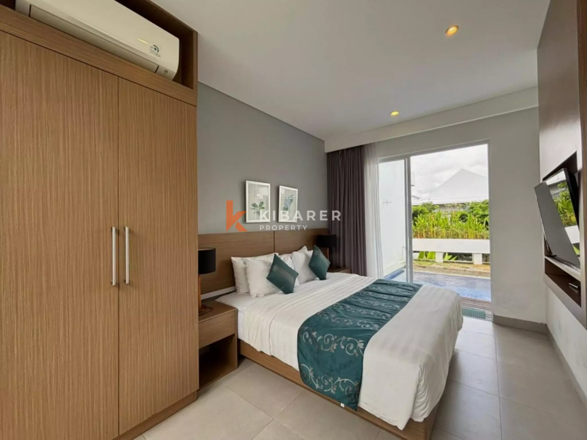 Premium Two Bedroom Villa with Enclosed Living in a Secure Ungasan Estate — image 12