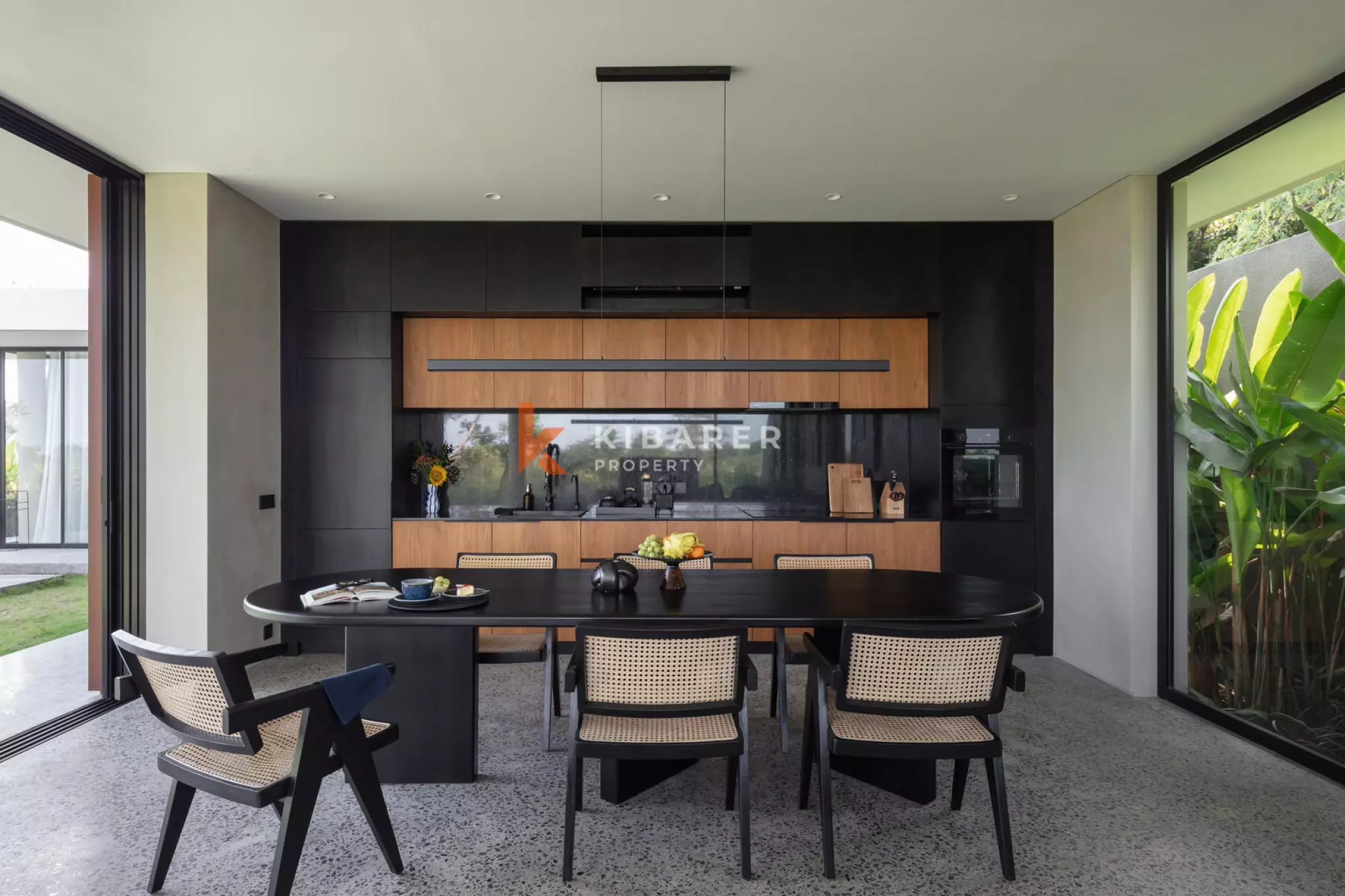Summer-Inspired Two Bedroom Cliff View Villa in Peaceful Ungasan — image 8