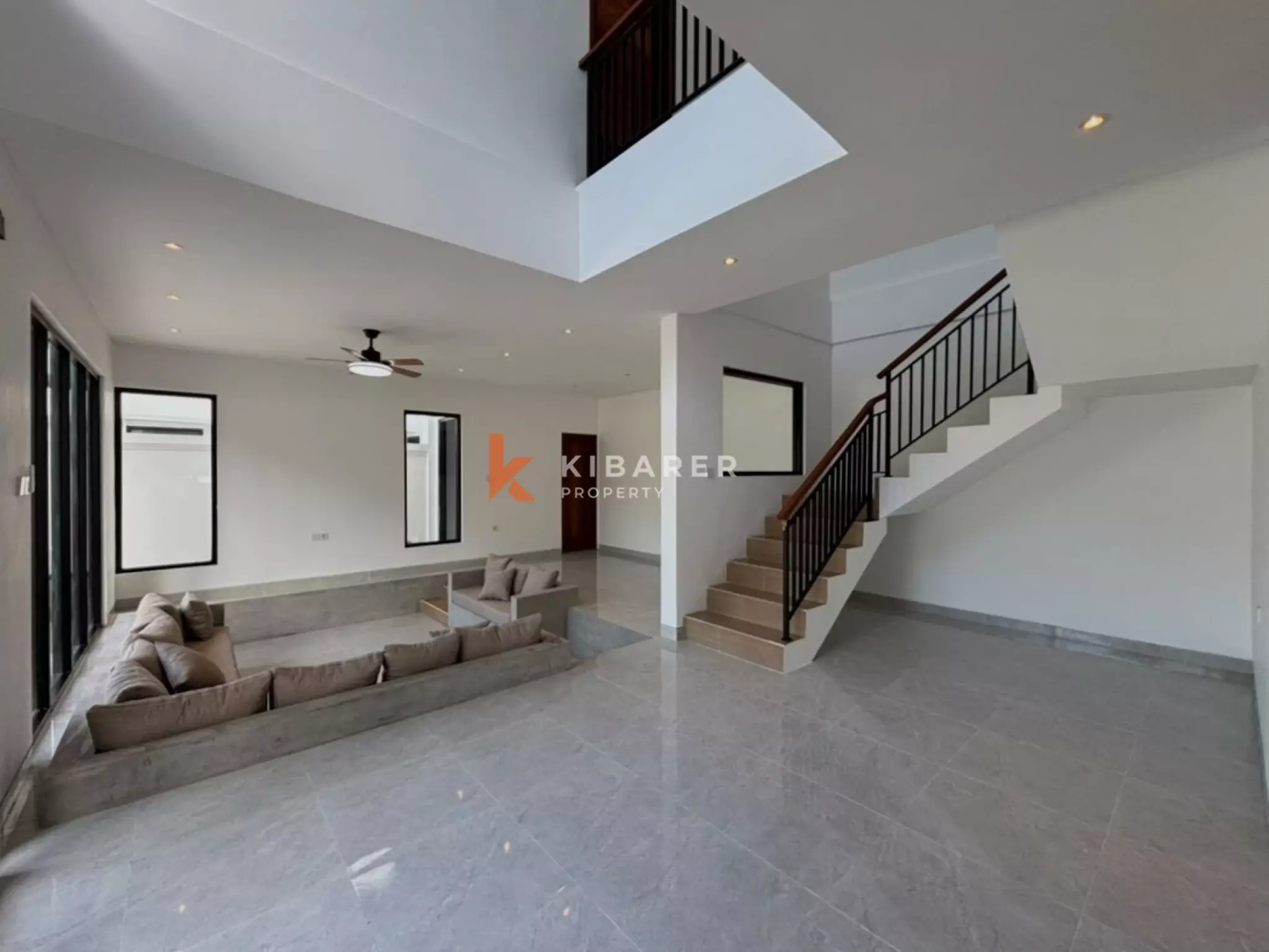 Stylish Two Bedroom Unfurnished Villa for Yearly Rent in Berawa — image 5