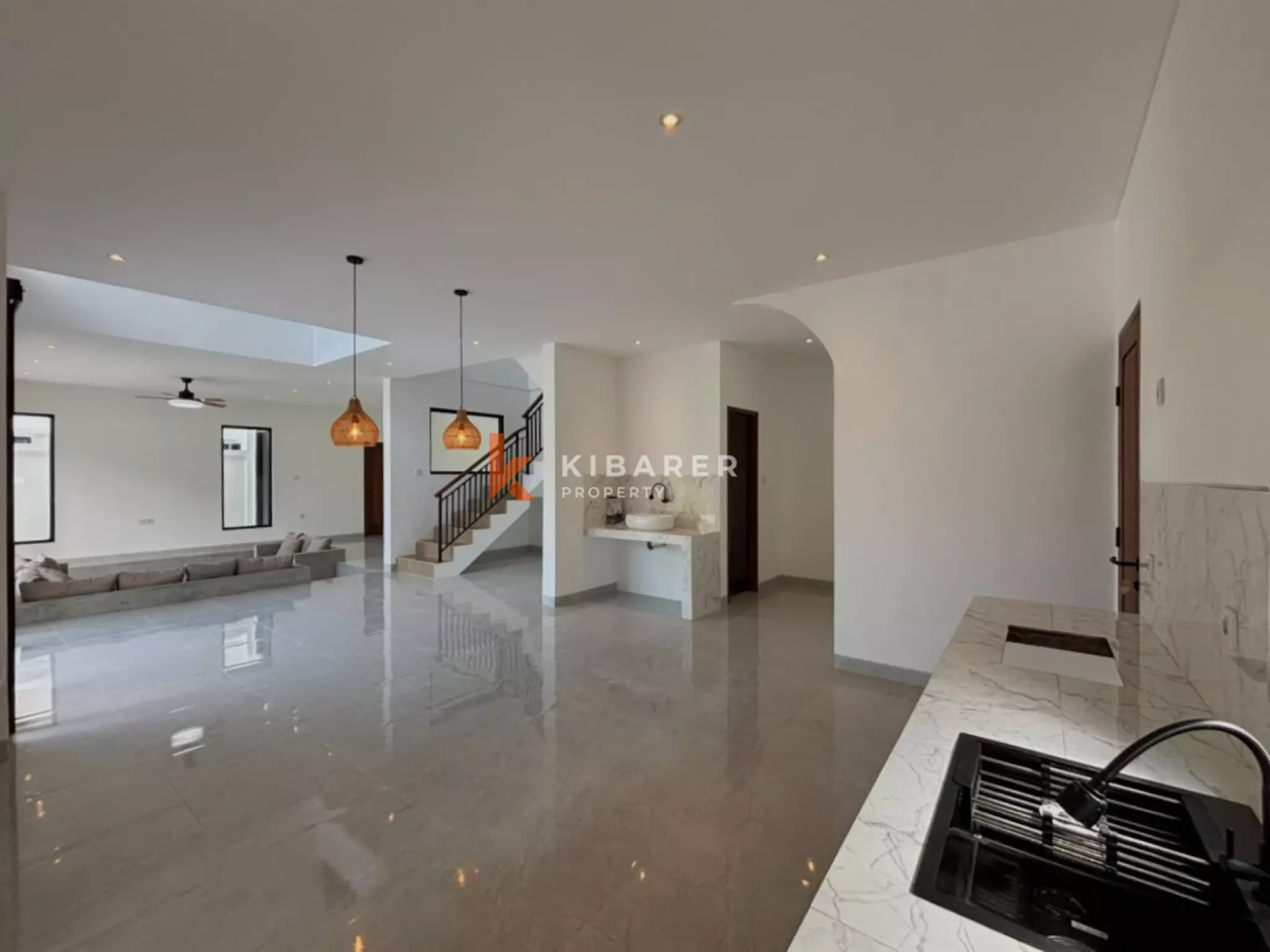 Stylish Two Bedroom Unfurnished Villa for Yearly Rent in Berawa — image 7