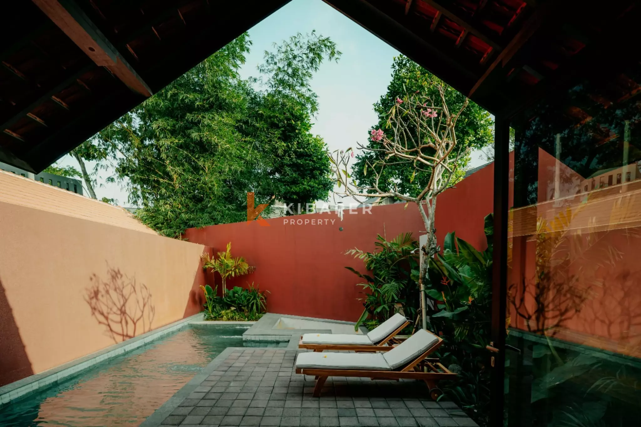 Warm Contemporary Two-Bedroom Tropical Villa with Private Pool in Jimbaran — image 1