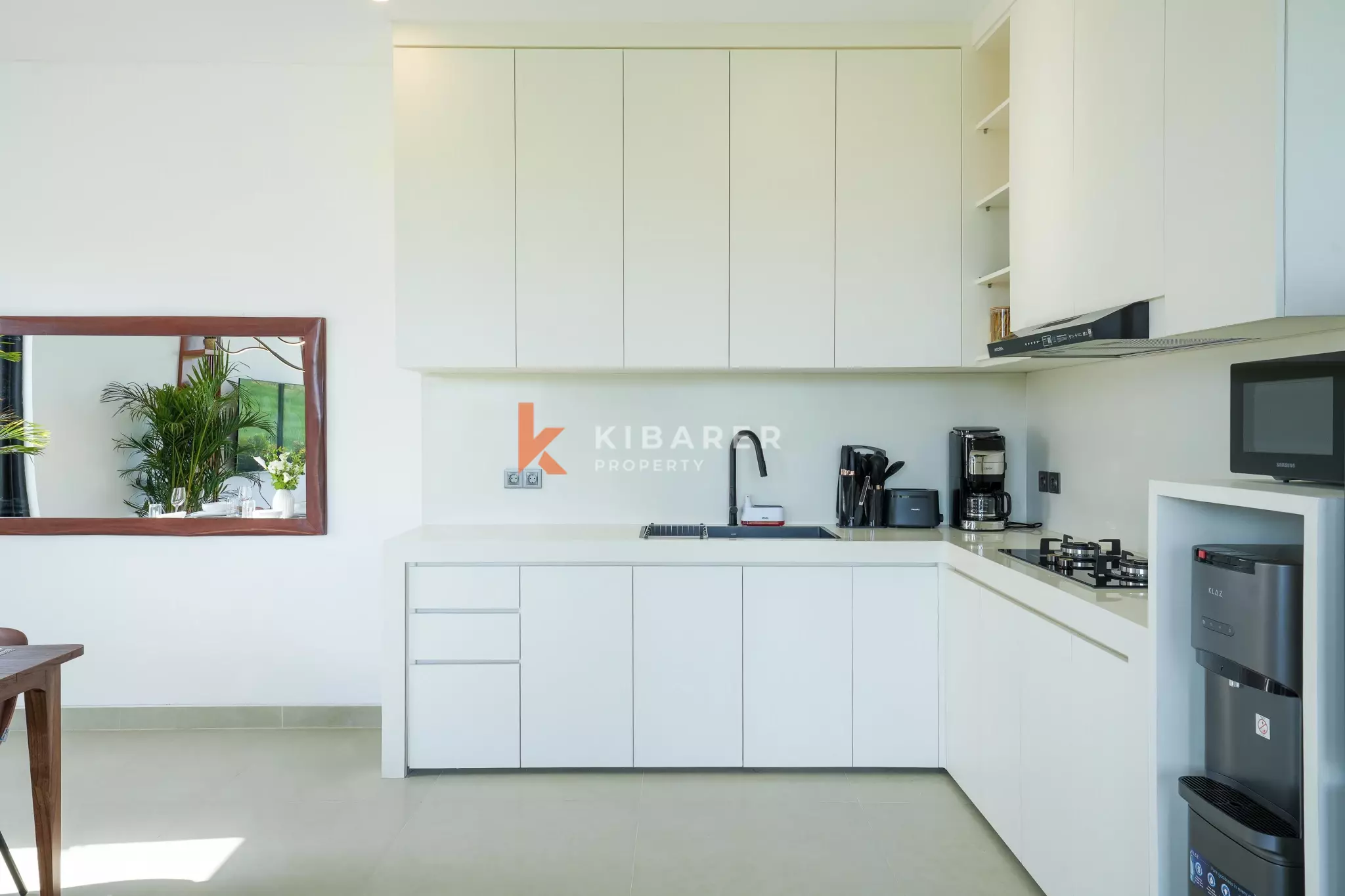 Spacious Villa with Three Bedrooms and Panoramic Views in Cepaka — image 10