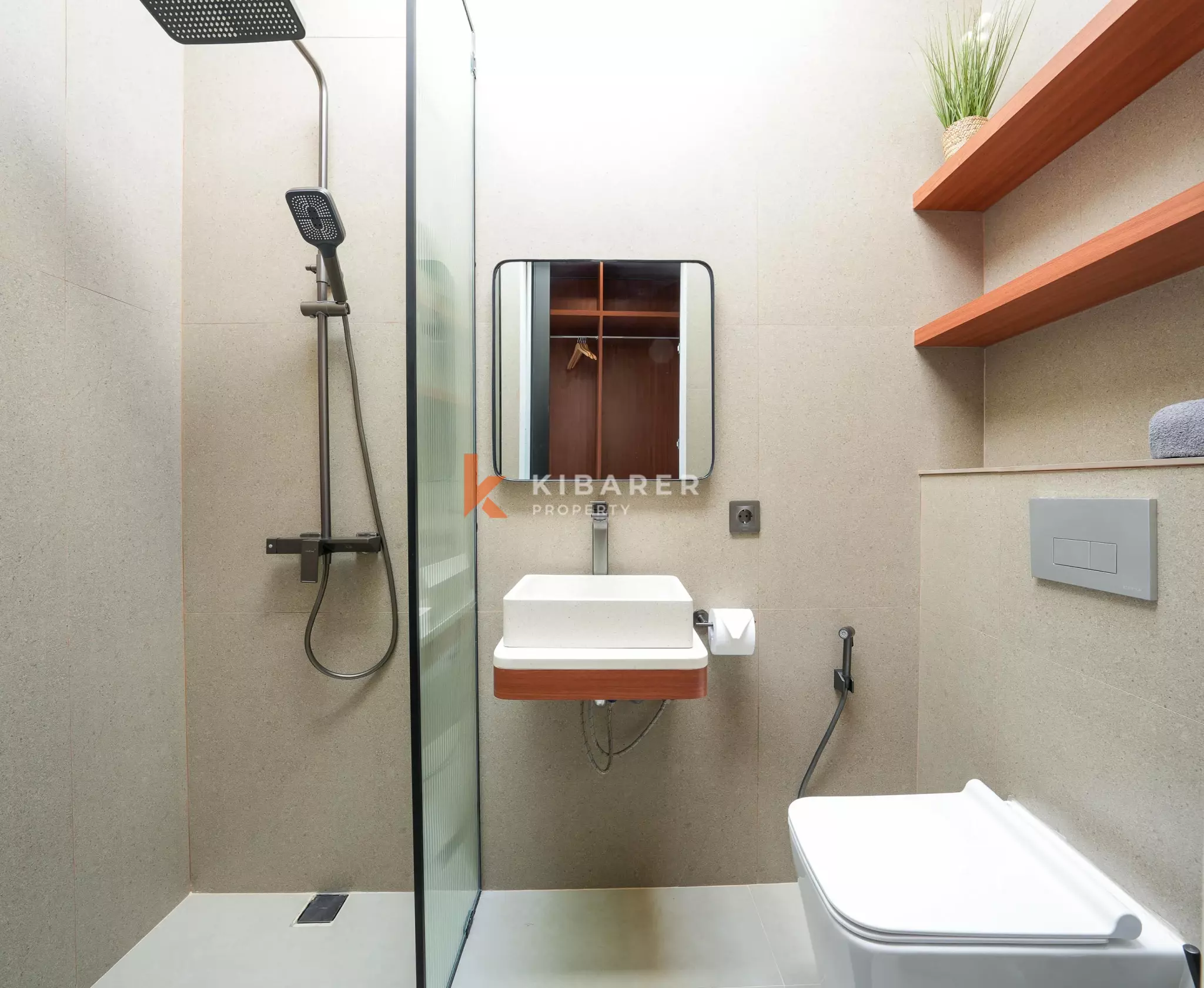Spacious Three-Bedroom Villa with Panoramic Views in Cepaka — image 14