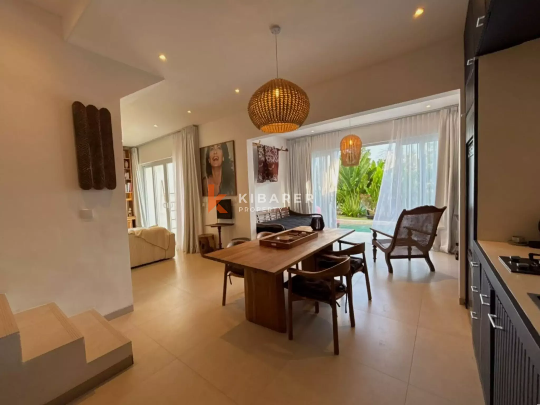 Stunning Two-Bedroom Villa with Golf Course View Near Balangan Beach — image 7
