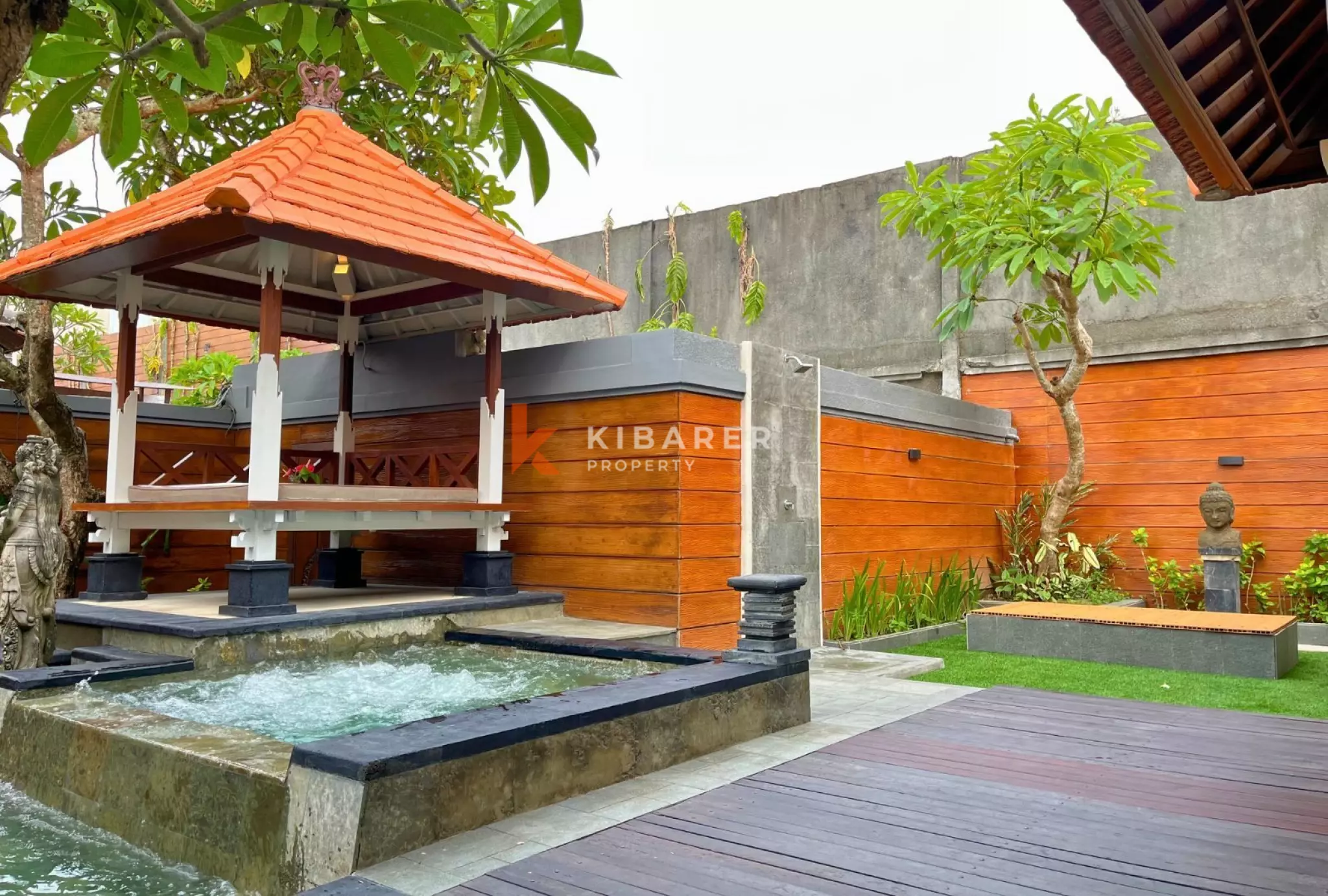 Batu Belig Retreat – 3-Bedroom Villa with Jacuzzi Pool Near Popular Spots — image 2