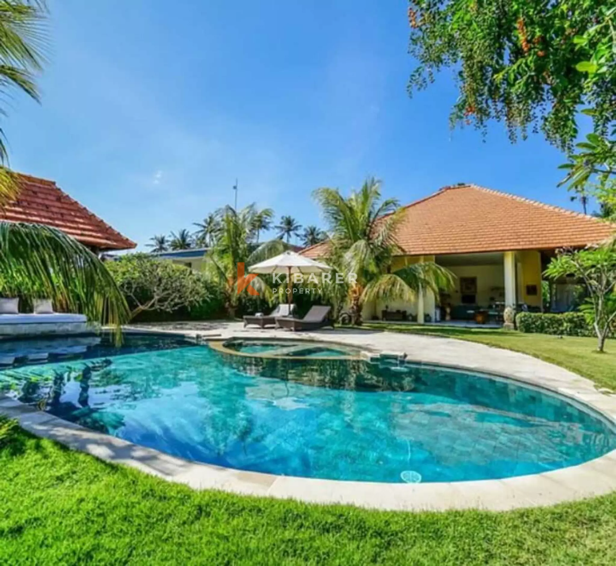 Tropical Sanctuary – Three Bedroom Private Villa in Amed — image 1