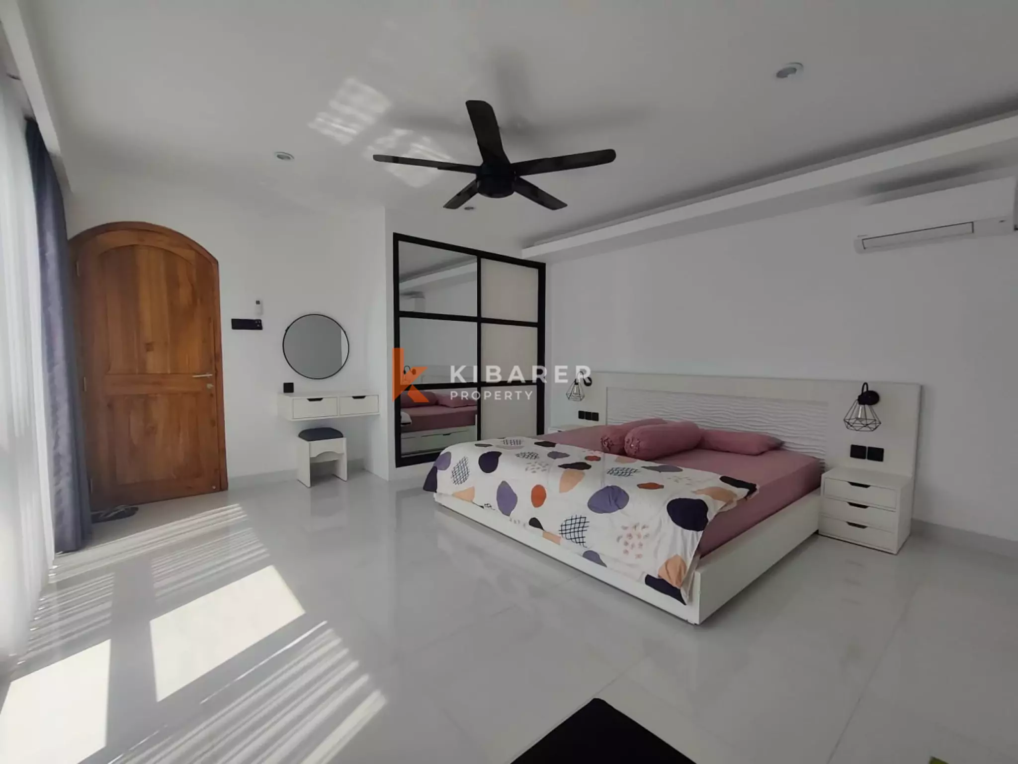 Elegant Tropical Villa with 2+1 Bedrooms, Bathtub, and Rooftop Pool in Nyanyi — image 8