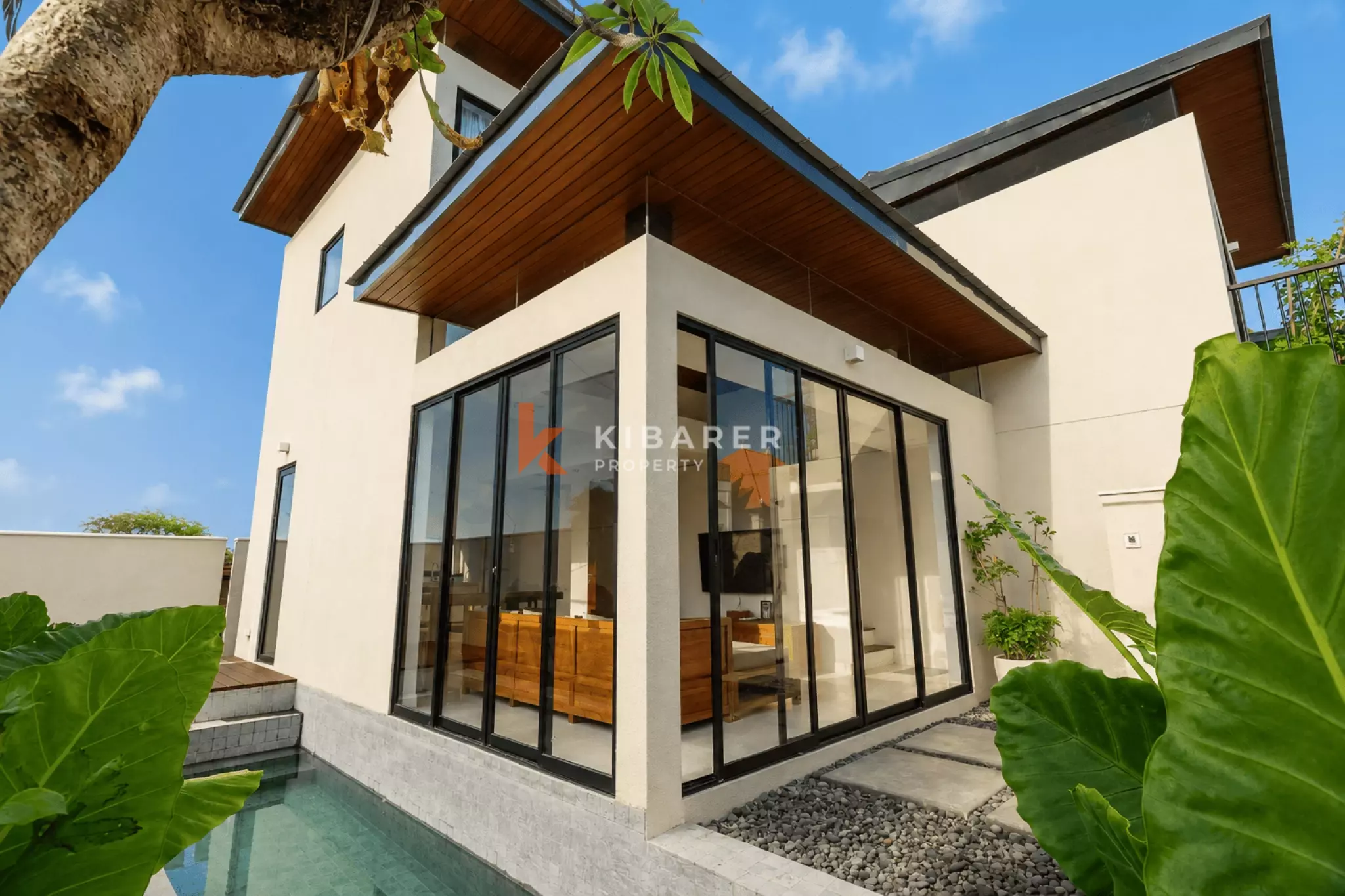 Luxury Three-Bedroom Villa with Private Pool in Nusa Dua