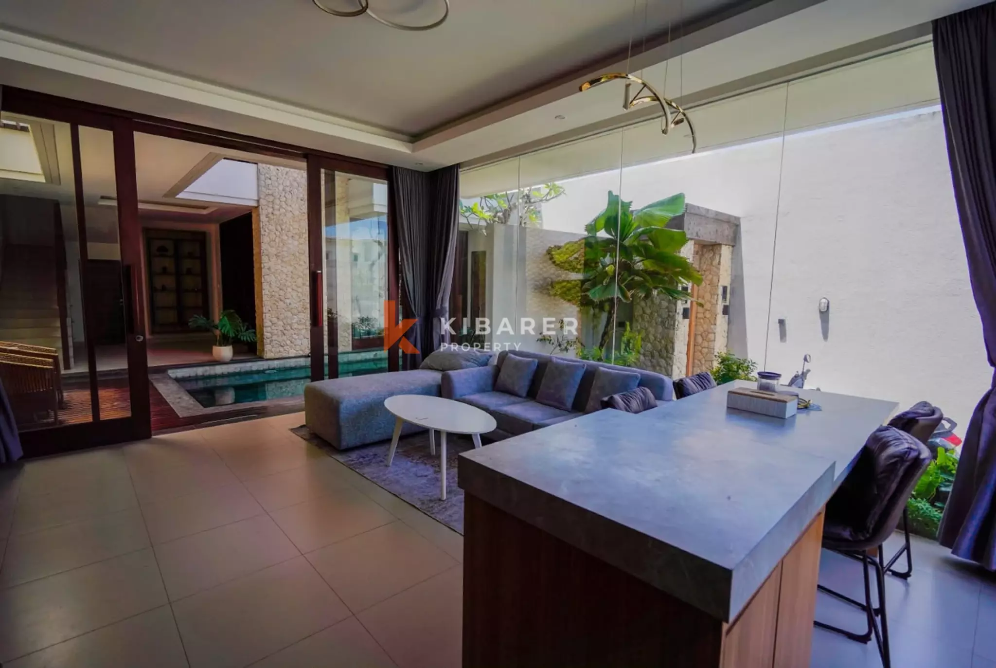 Fully Furnished Three-Bedroom Villa with Enclosed Living Area in Cemagi — image 7