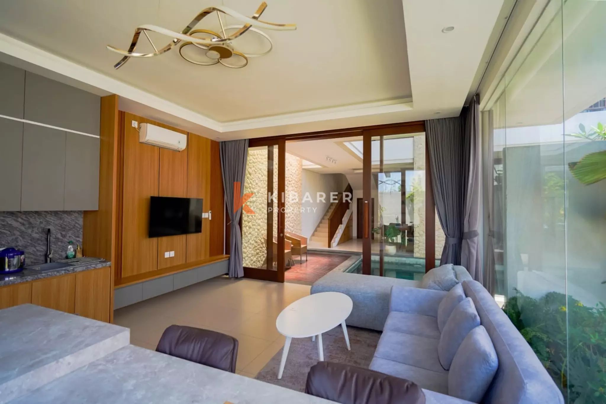 Fully Furnished Three-Bedroom Villa with Enclosed Living Area in Cemagi — image 10