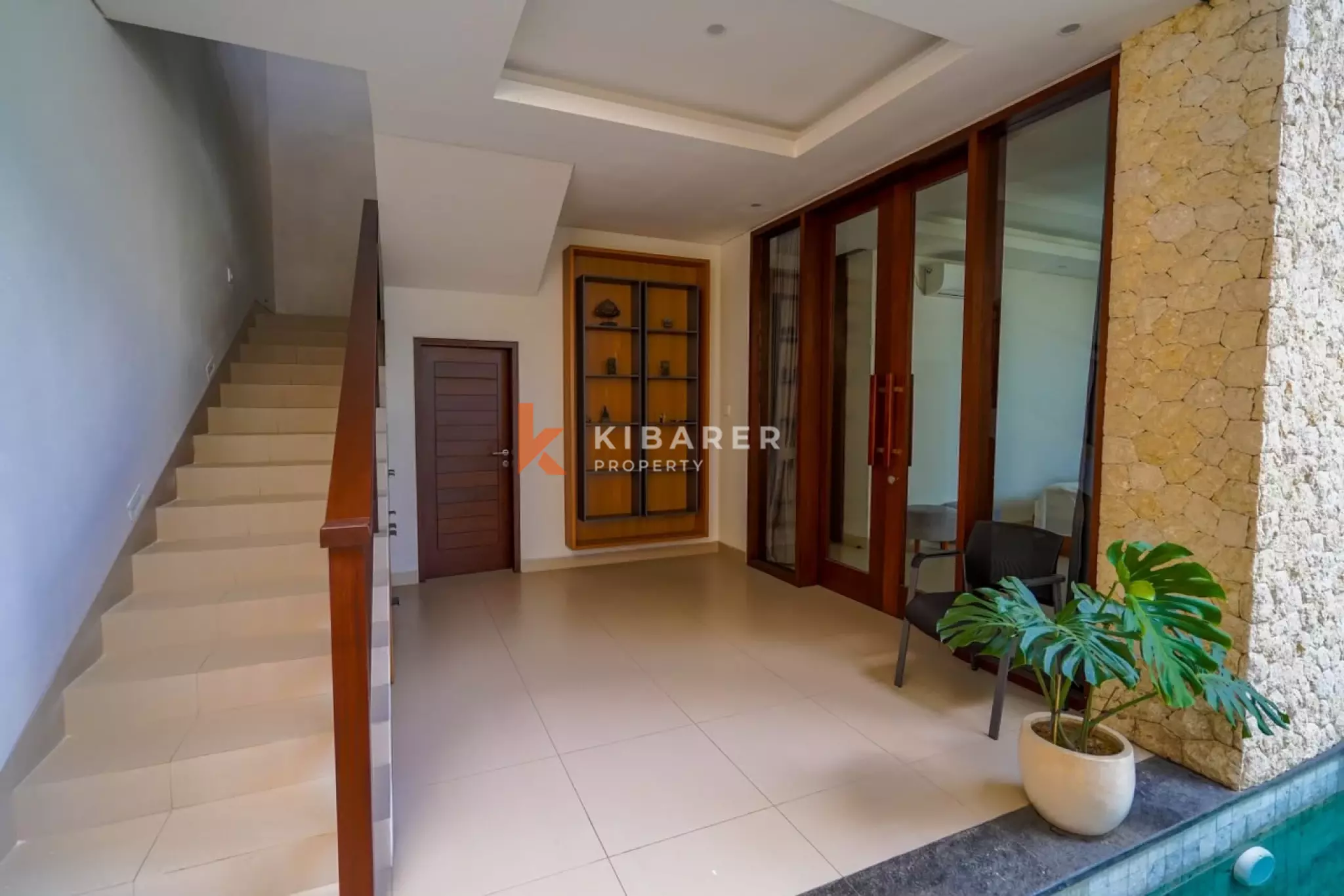 Fully Furnished Three-Bedroom Villa with Enclosed Living Area in Cemagi — image 13