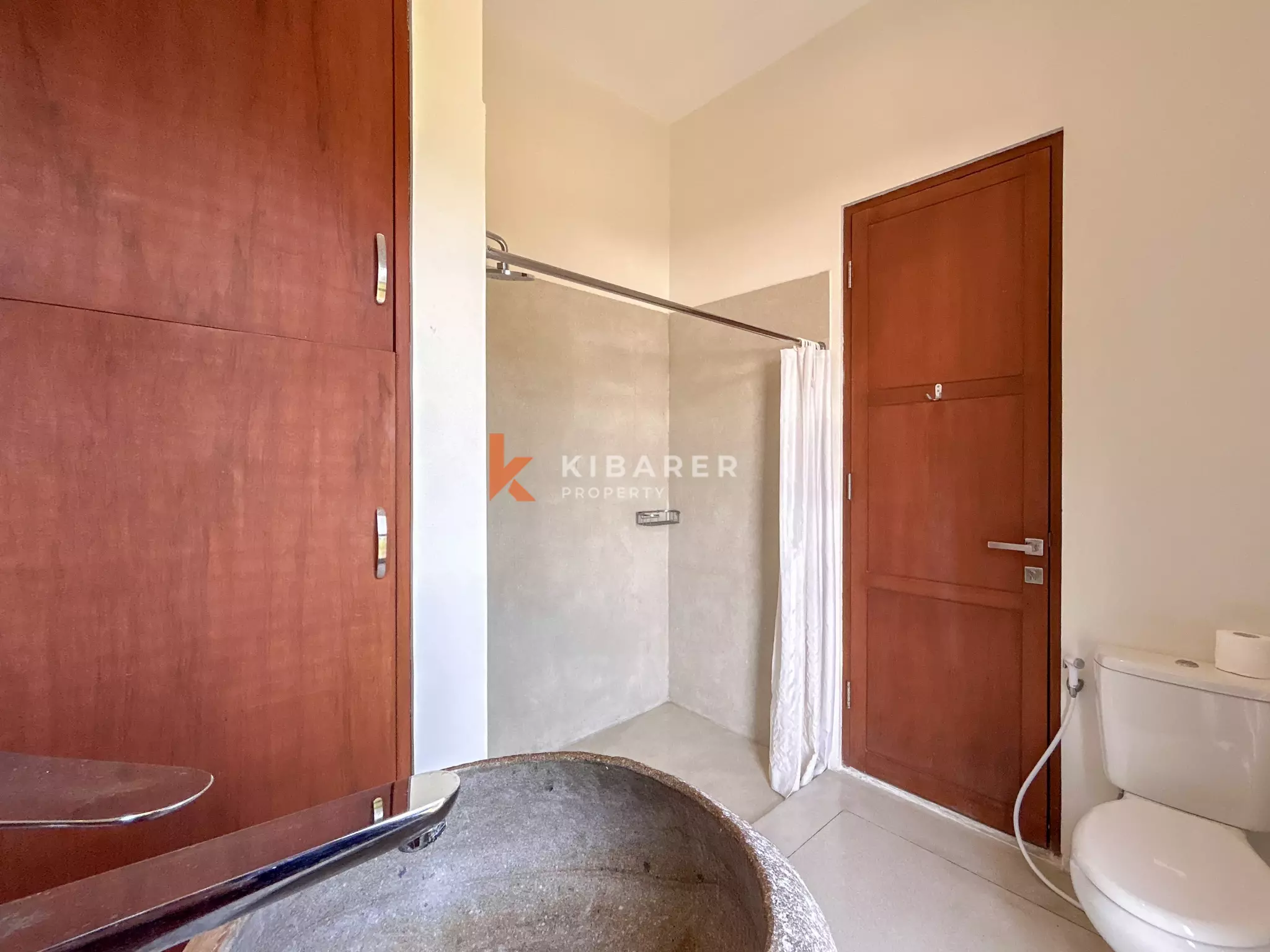 Contemporary Three-Bedroom Residential Villa in Seminyak — image 17