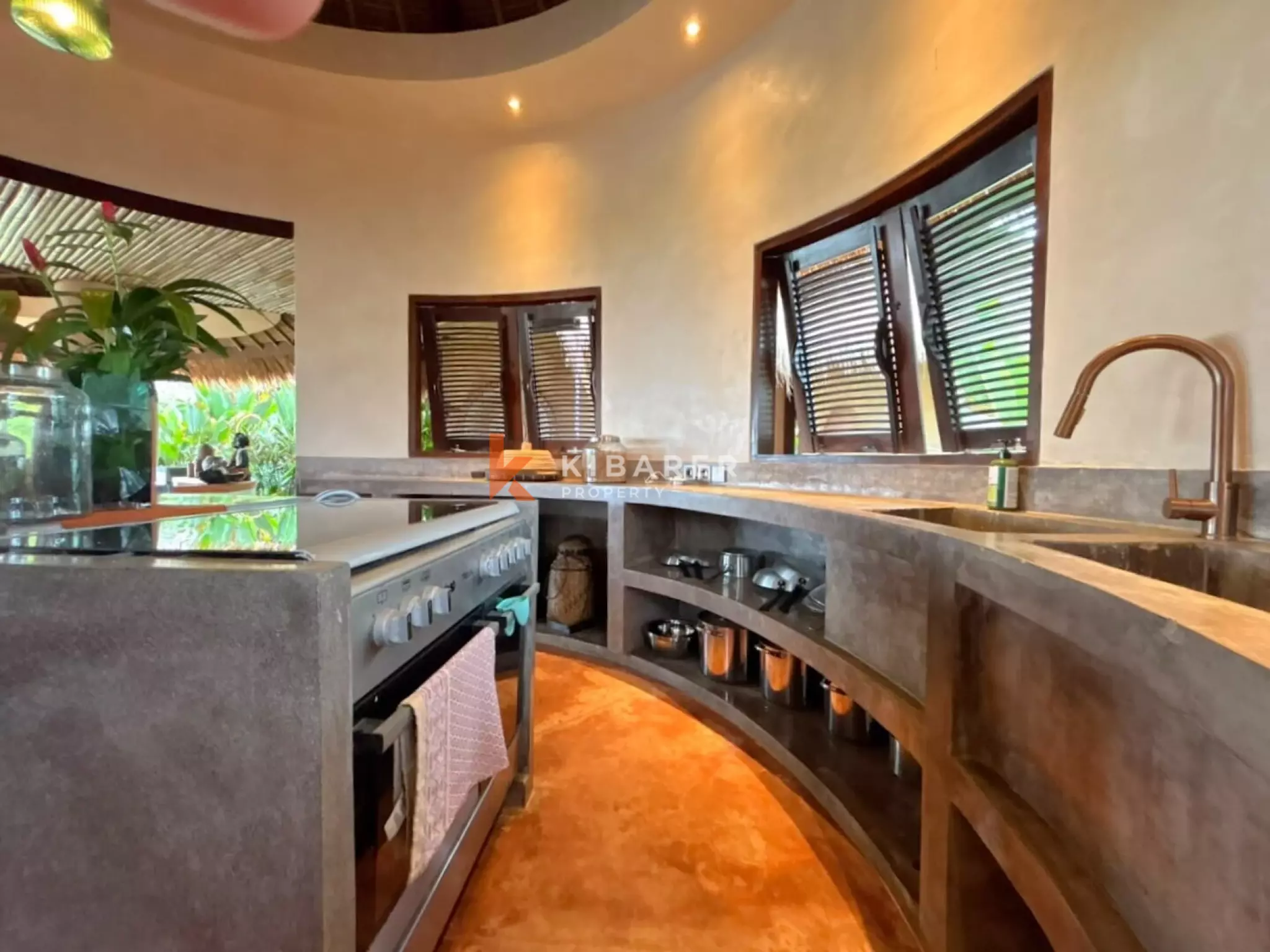Tropical Residence with Charming Architecture – Five-Bedroom Villa with Spacious Garden in Seseh — image 13