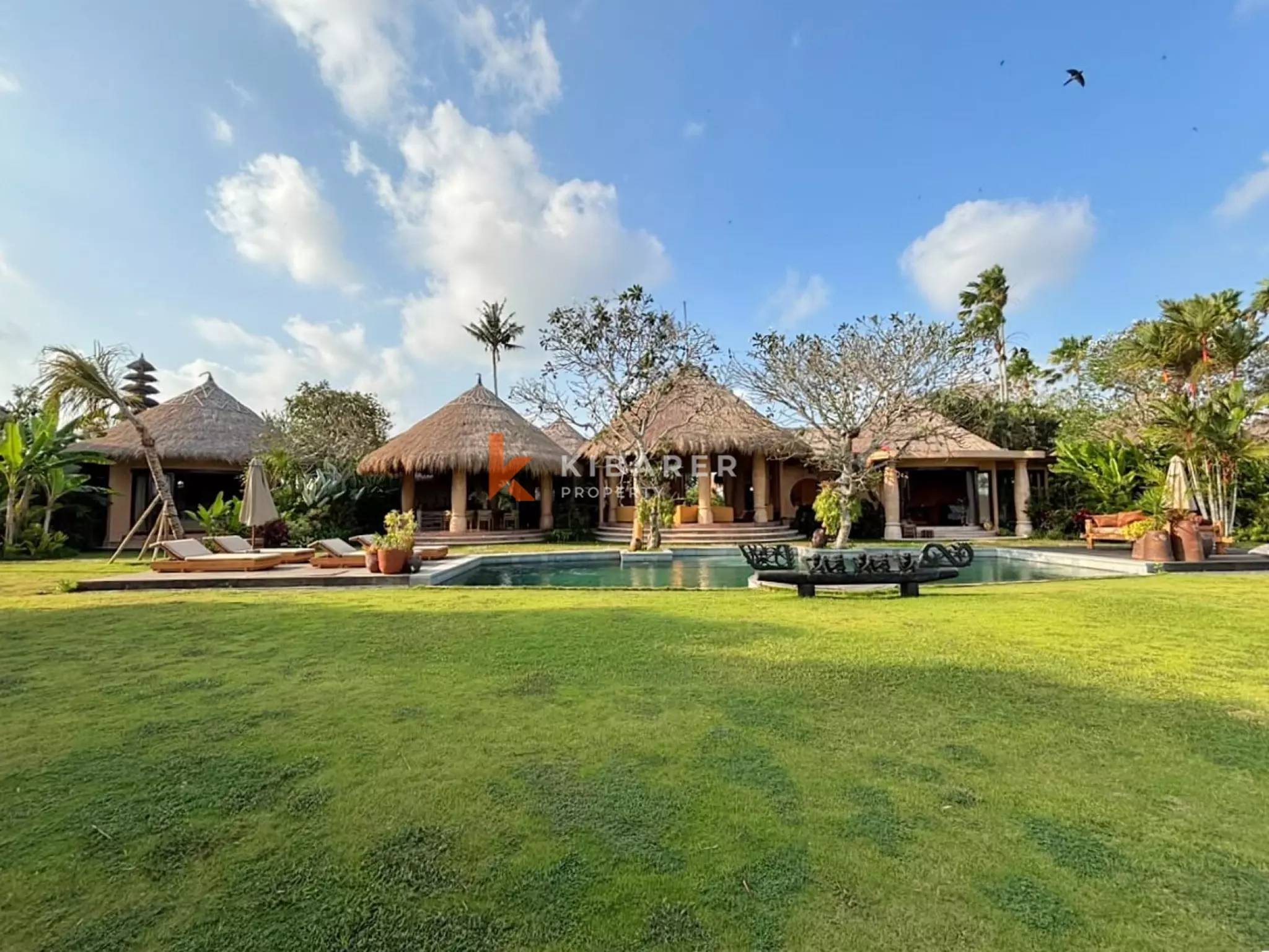 Tropical Residence with Charming Architecture – Five-Bedroom Villa with Spacious Garden in Seseh