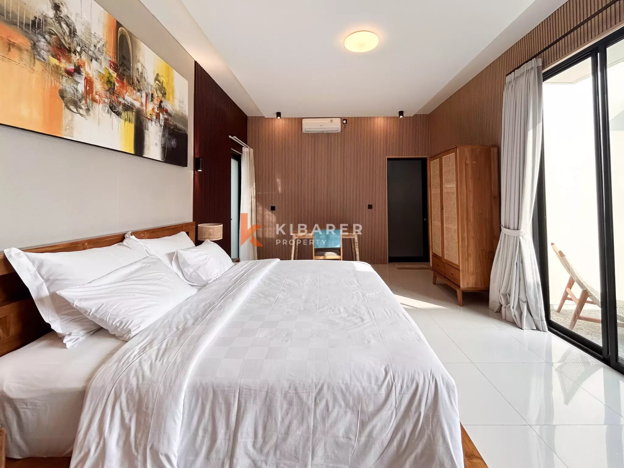 Charming Modern Two-Bedroom Villa with Swimming Pool in Padonan — image 10