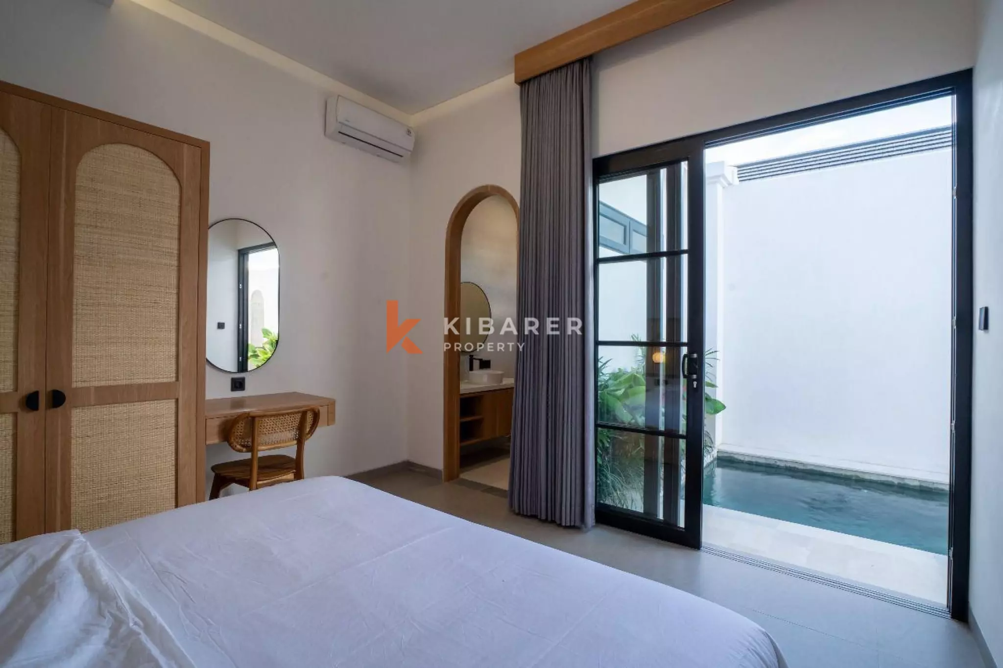 Two-Bedroom Villa with Open Kitchen in Tabanan — image 4