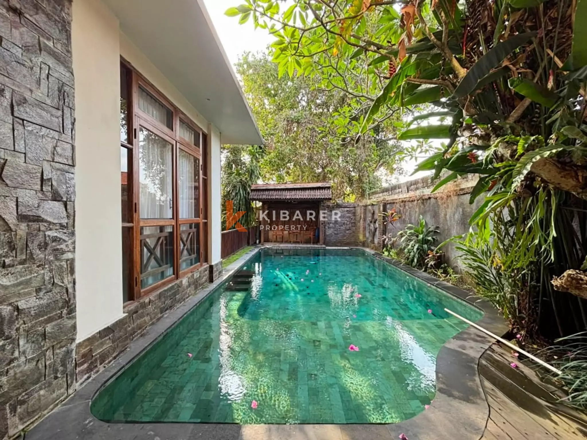 The Green House – Modern Villa with Three Bedrooms in Munggu — image 13