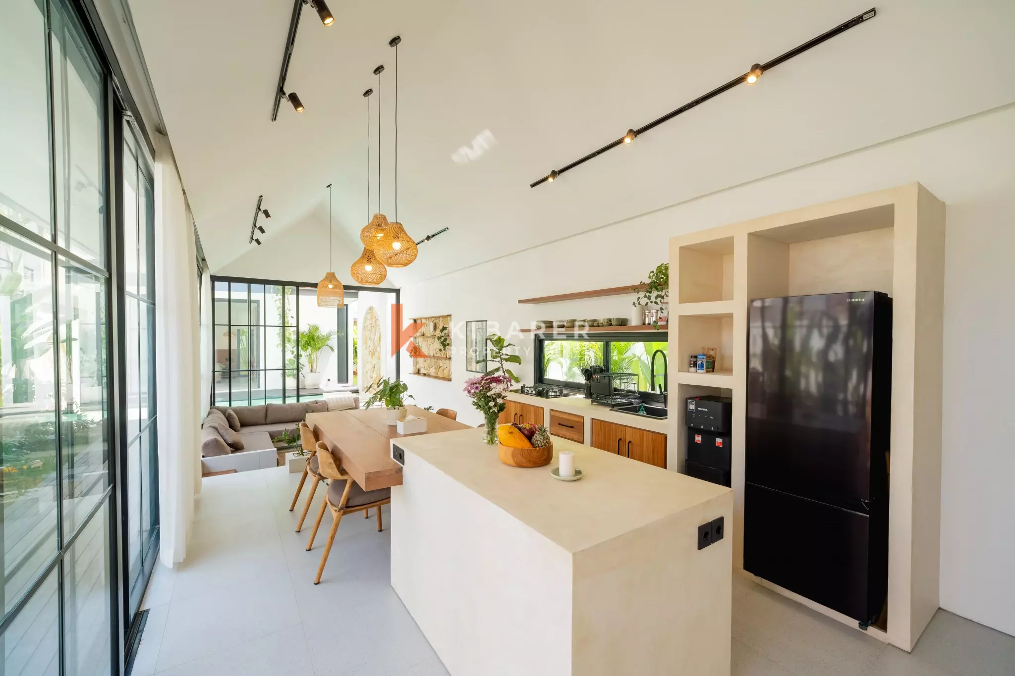 Stylish Two-Bedroom Villa with Private Pool in Tabanan — image 12