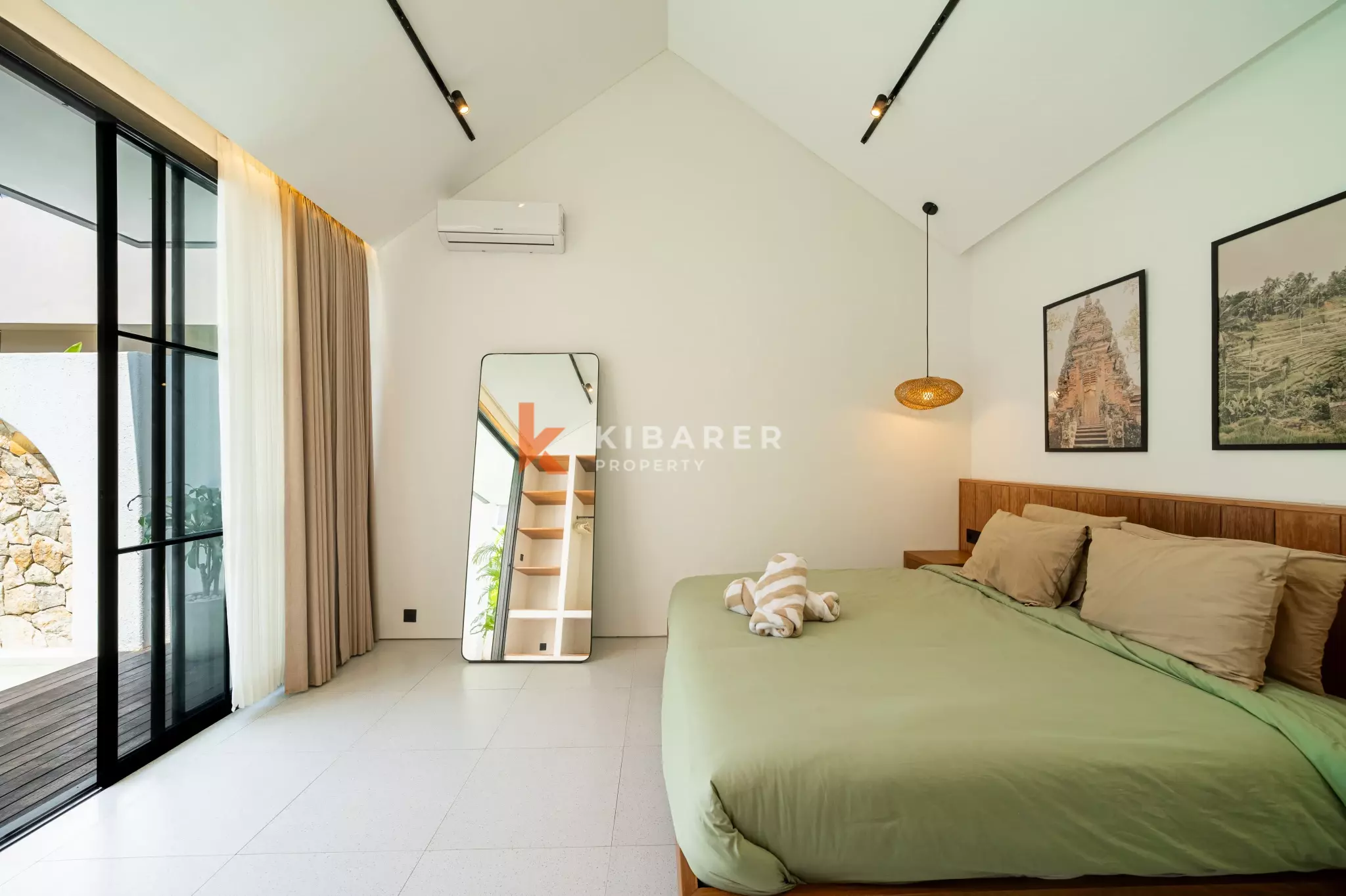 Stylish Two-Bedroom Villa with Private Pool in Kedungu — image 15