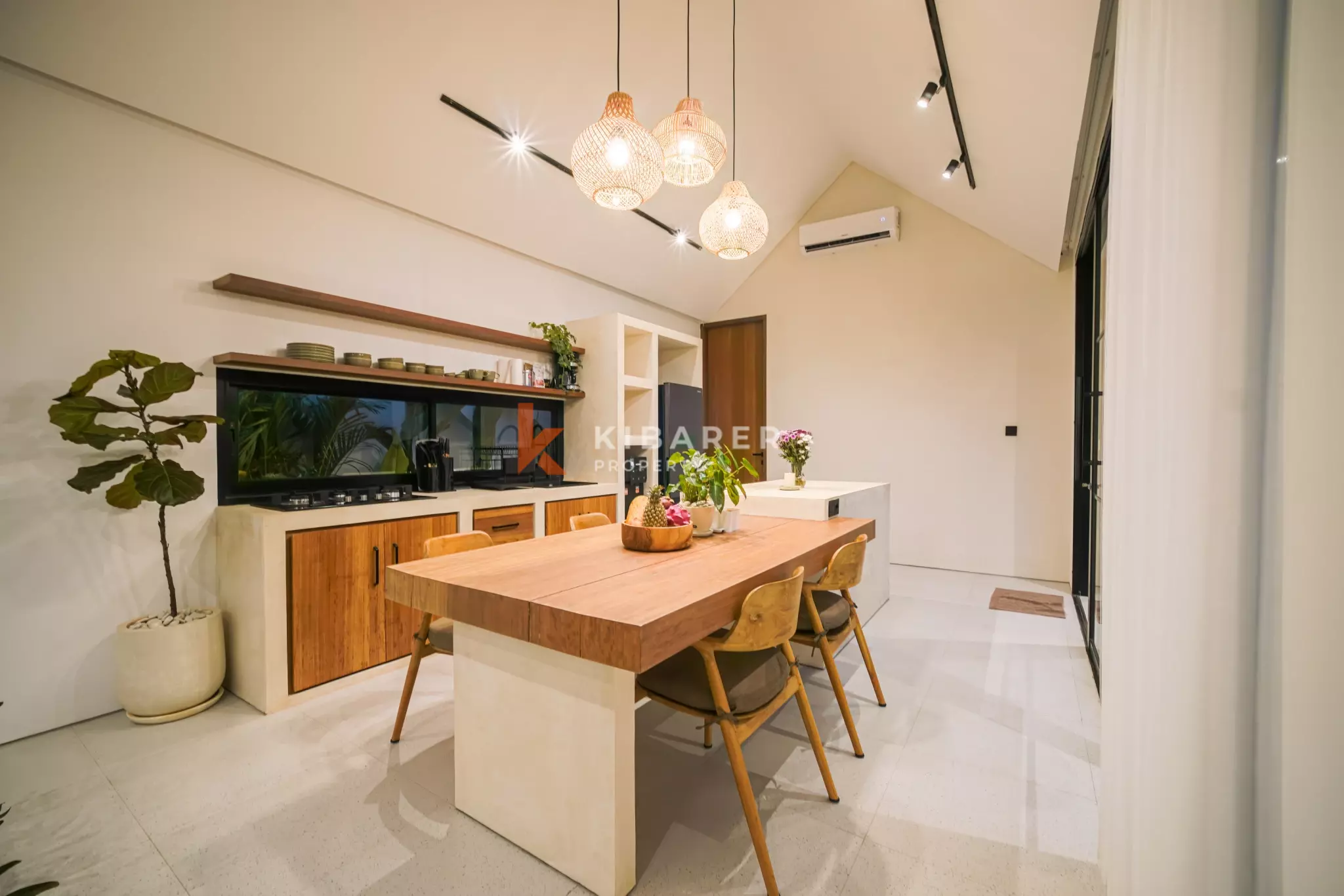 Stylish Two-Bedroom Villa with Private Pool in Tabanan — image 6