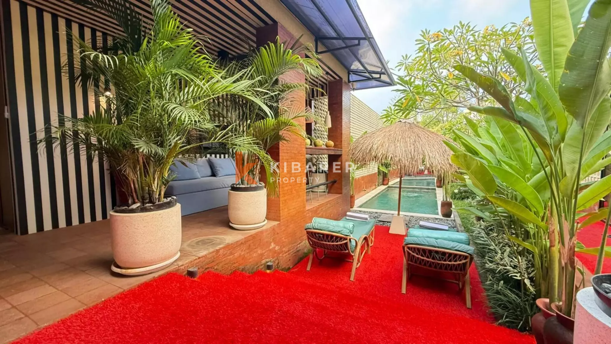 Tropical Five-Bedroom Villa with Private Jacuzzi in Kayu Tulang — image 1