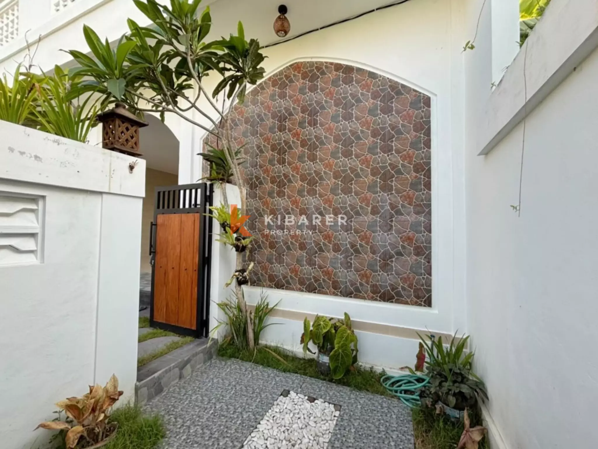 Rooftop Villa with 2 Bedrooms Unfurnished in Tumbak Bayuh — image 17