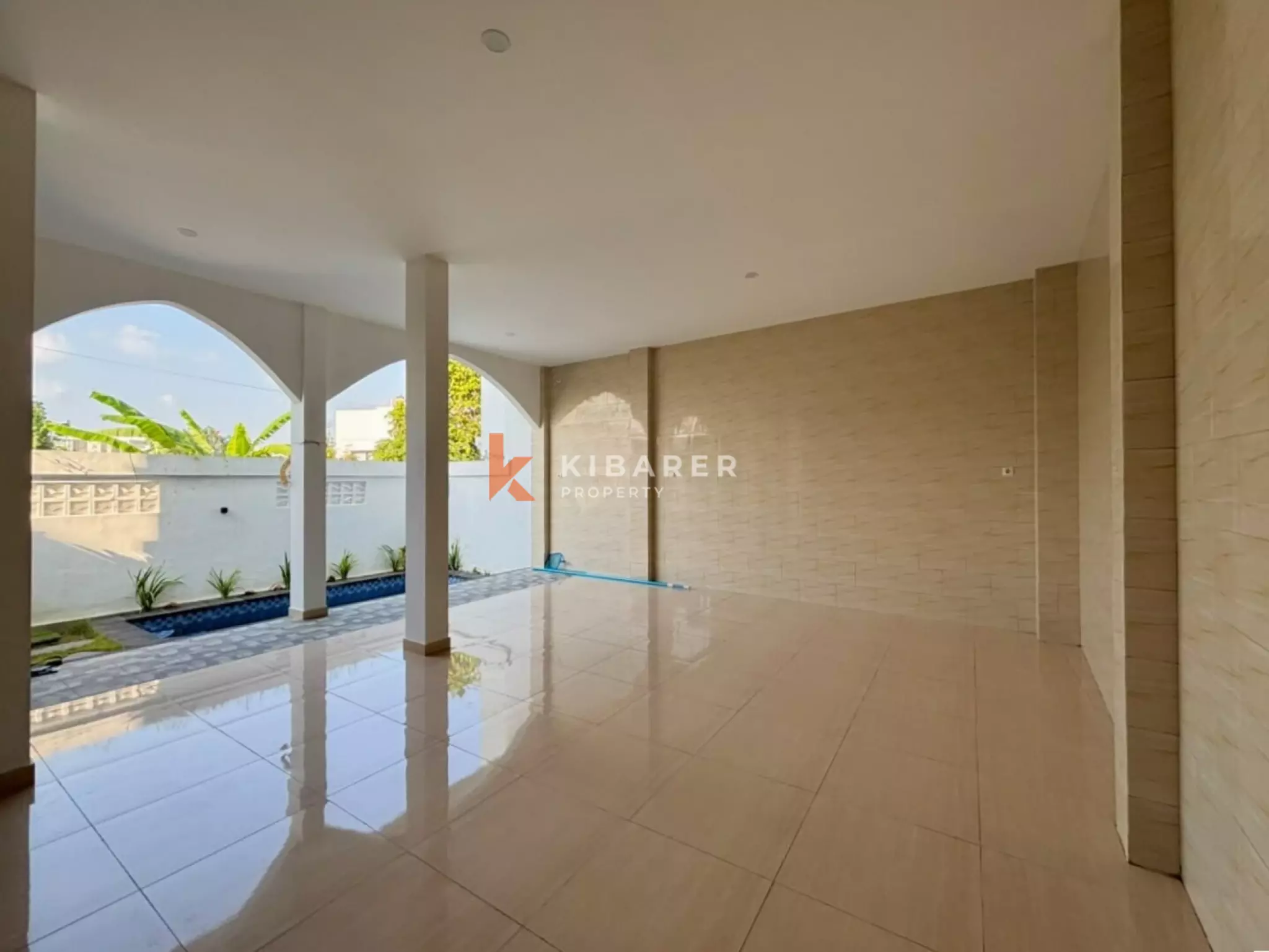 Rooftop Villa with 2 Bedrooms Unfurnished in Tumbak Bayuh — image 6