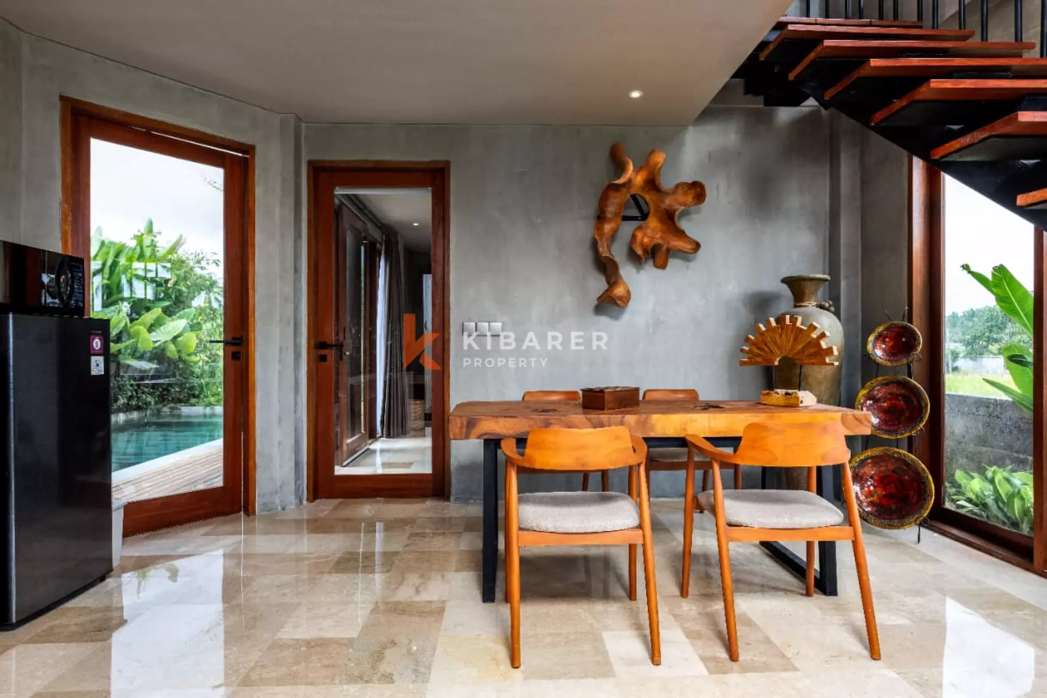 Elegant Four-Bedroom Villa with Private Pool in Cemagi — image 5
