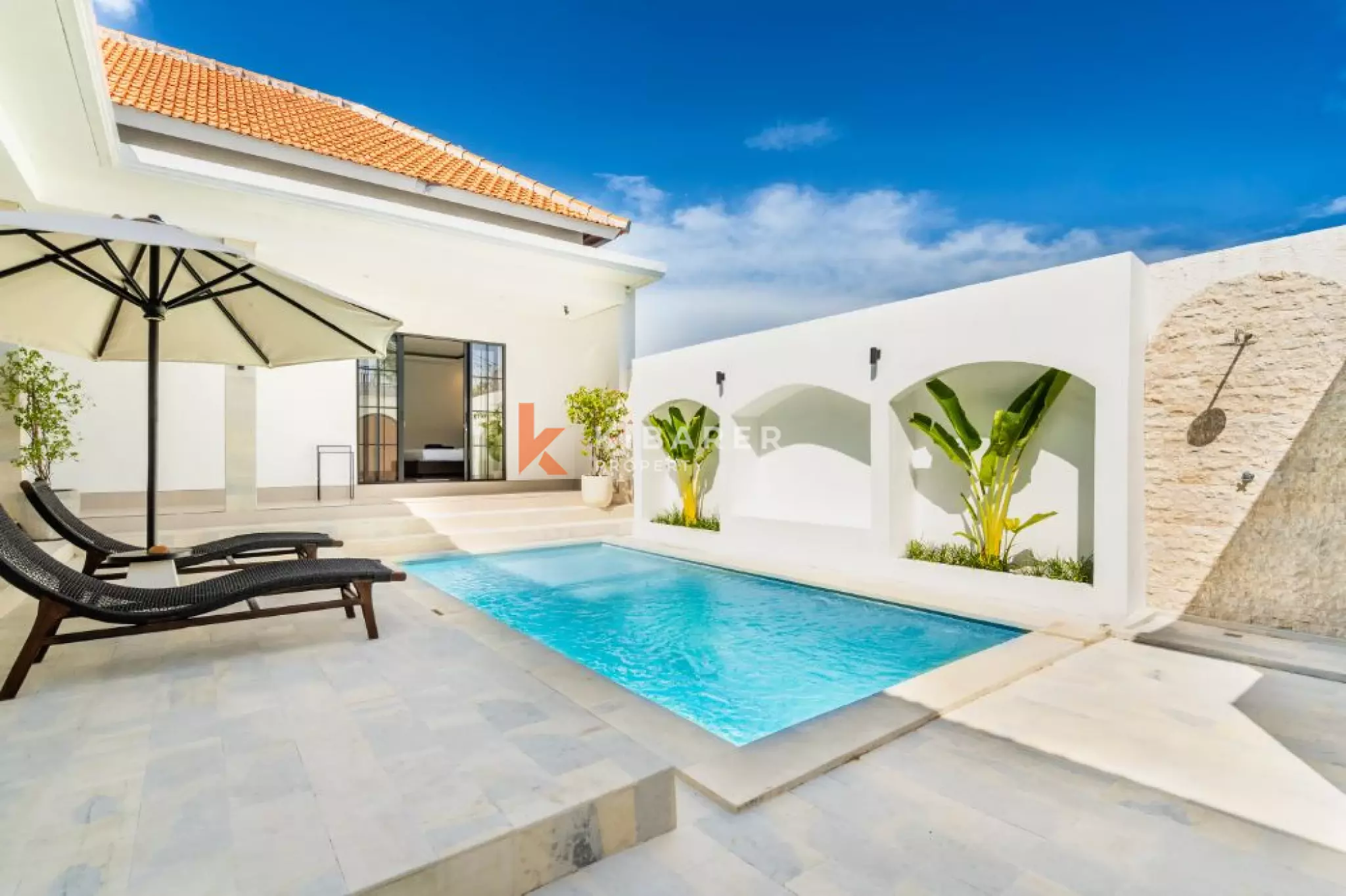 Three-Bedroom Tropical Style Villa with Swimming Pool in Canggu — image 1