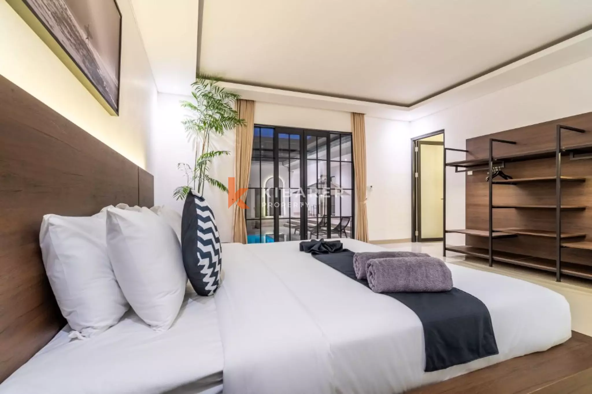 Three-Bedroom Tropical Style Villa with Swimming Pool in Canggu — image 11