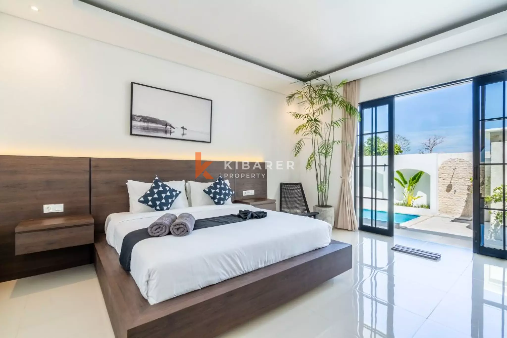 Three-Bedroom Tropical Style Villa with Swimming Pool in Canggu — image 18