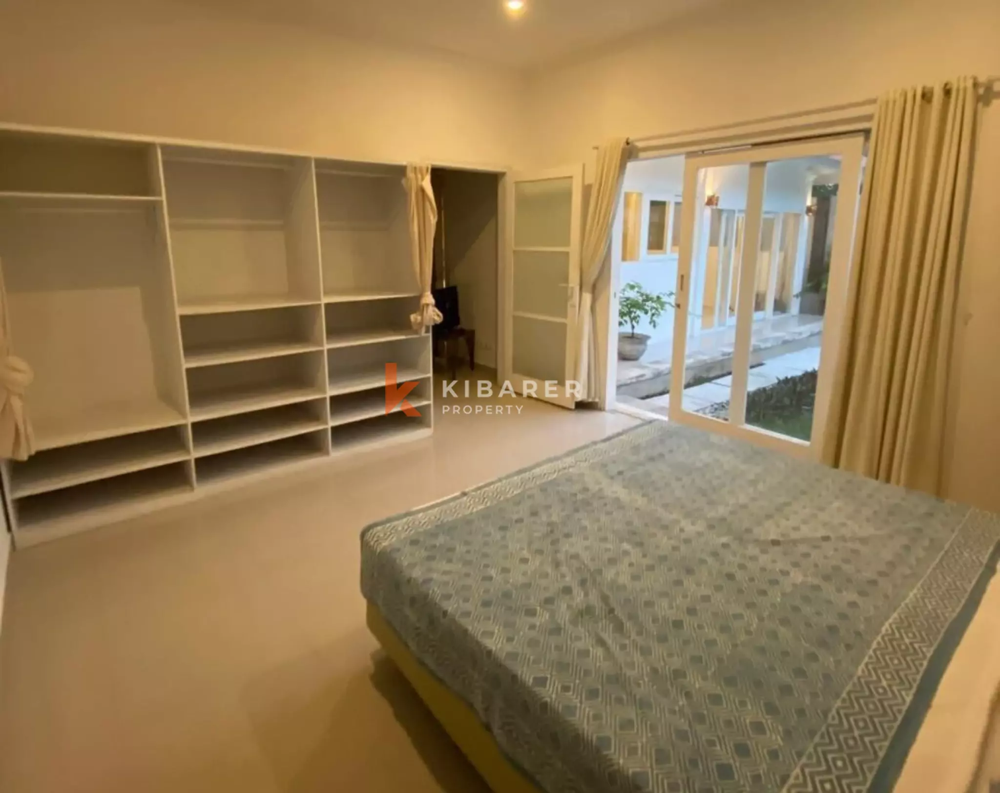 Perfect Blend of Garden and Residence – Three-Bedroom Villa in Kerobokan — image 12