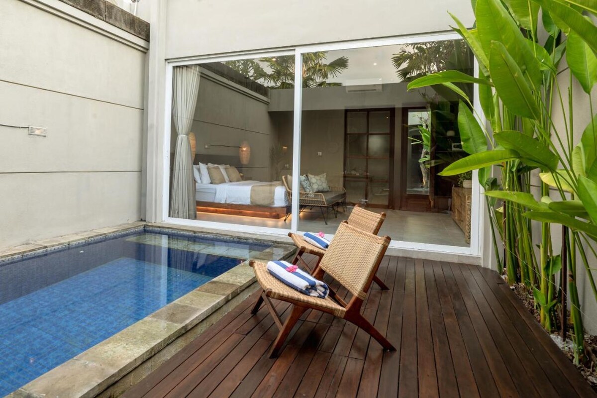 Simple Minimalist Calm 1 Bedroom Private Villa in Canggu — image 3