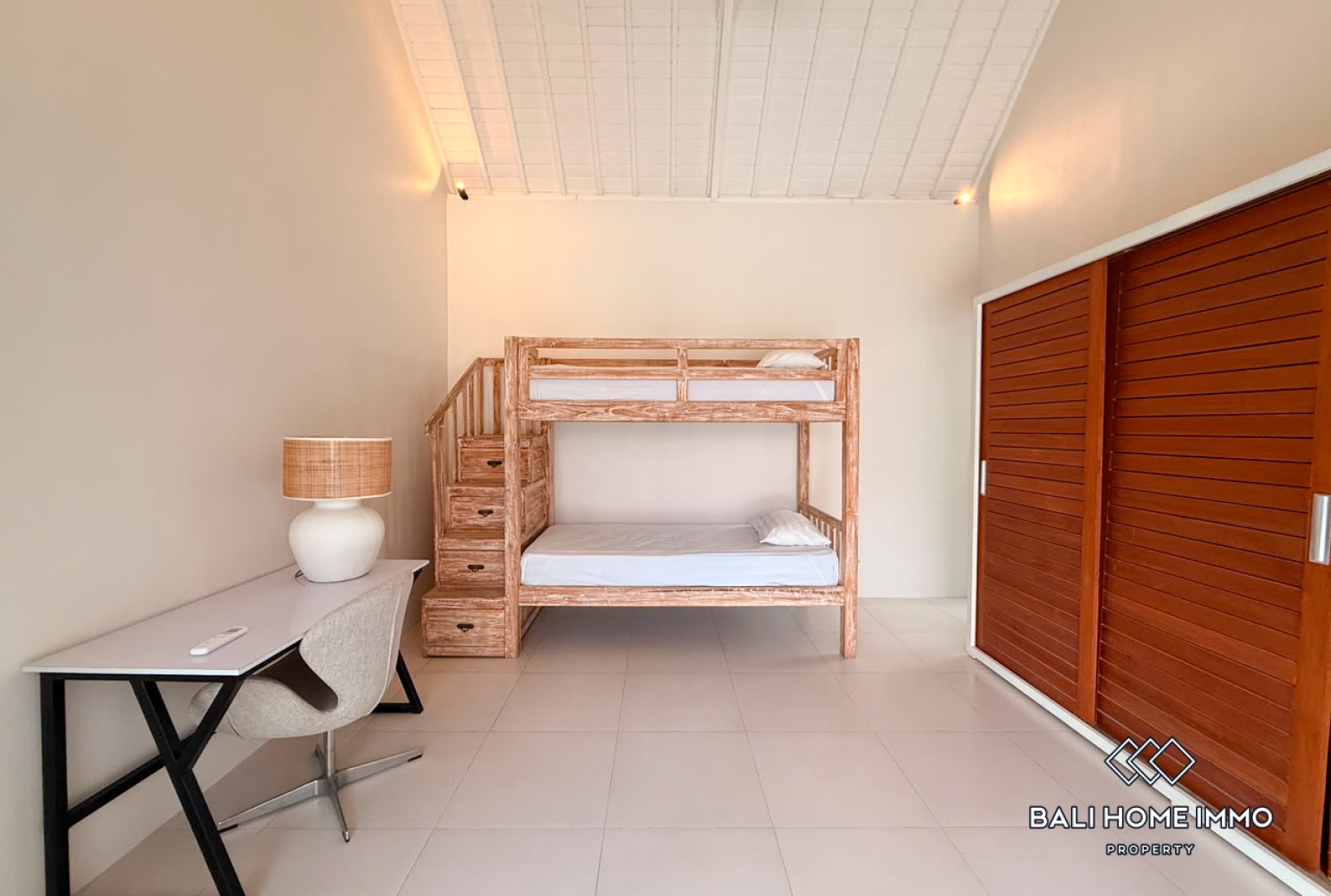 3 Bedroom Family Villa For Rent in Canggu Berawa — image 10
