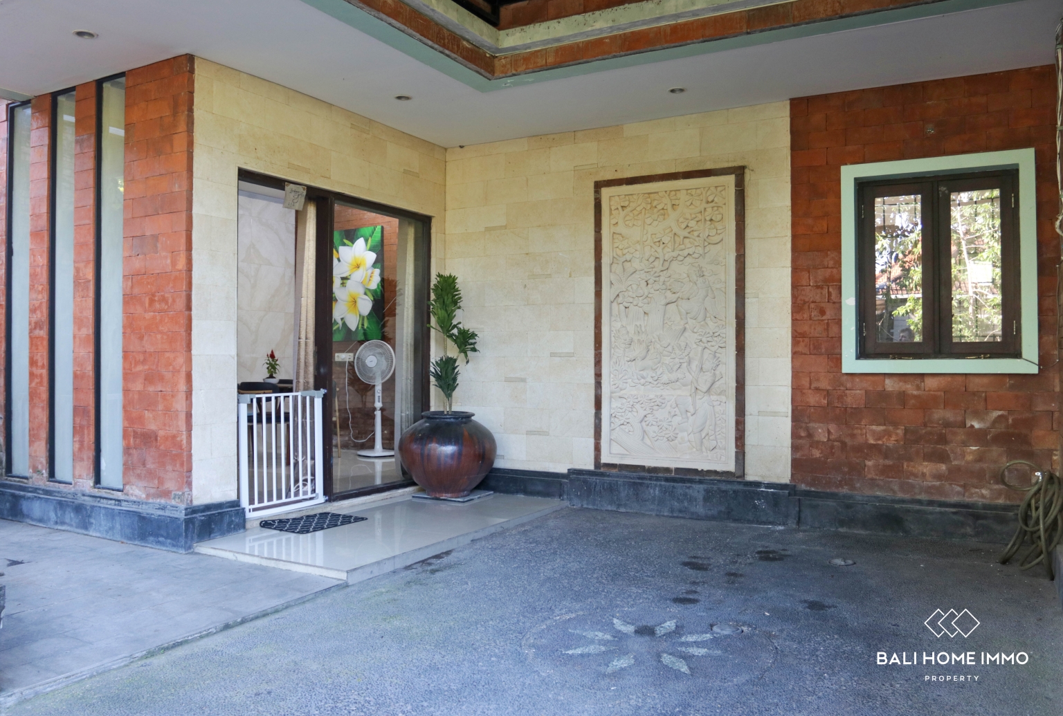 3-Bedroom Townhouse for Rent in Kerobokan — image 11