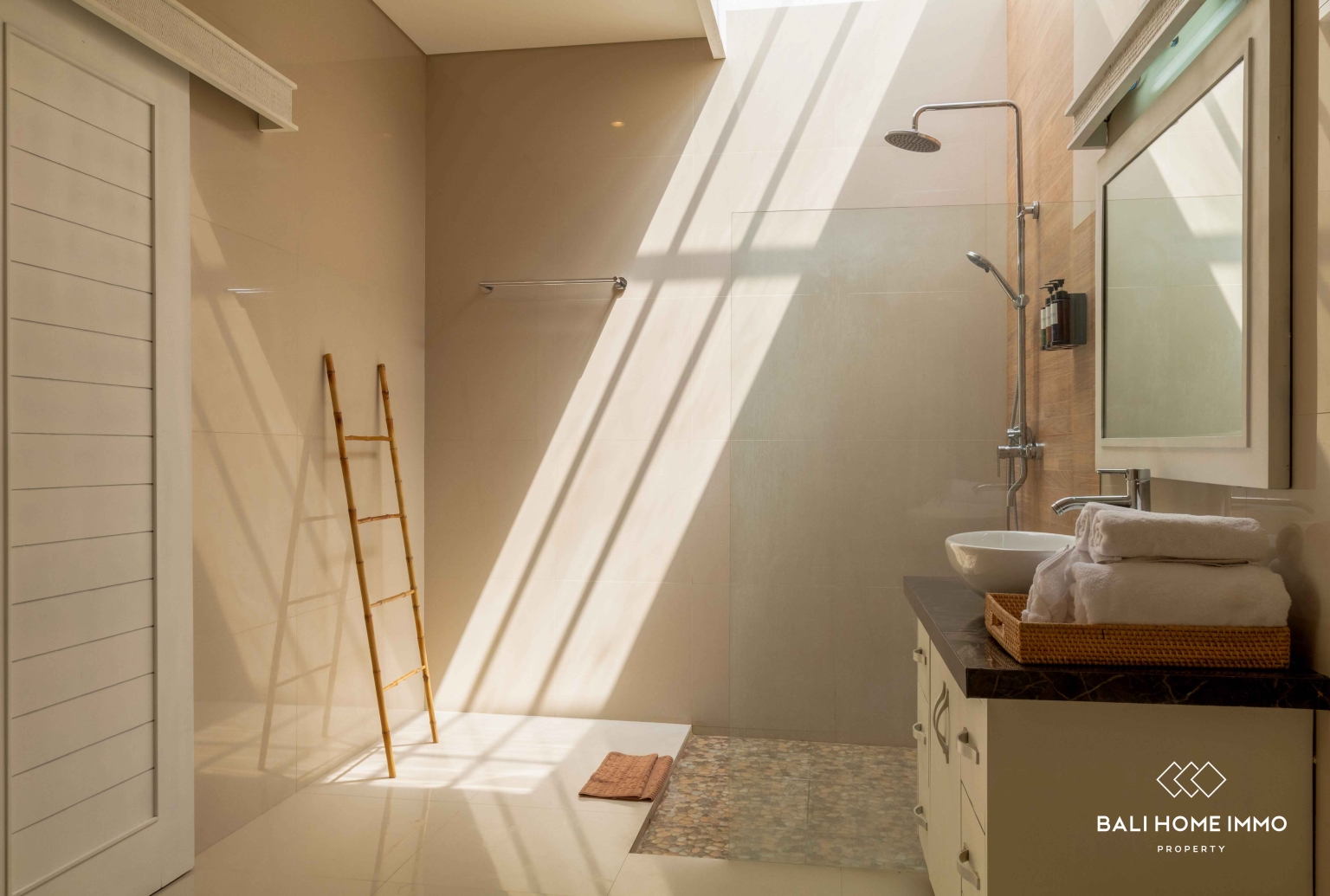 3 bedroom villa for rent in Canggu Berawa — image 14