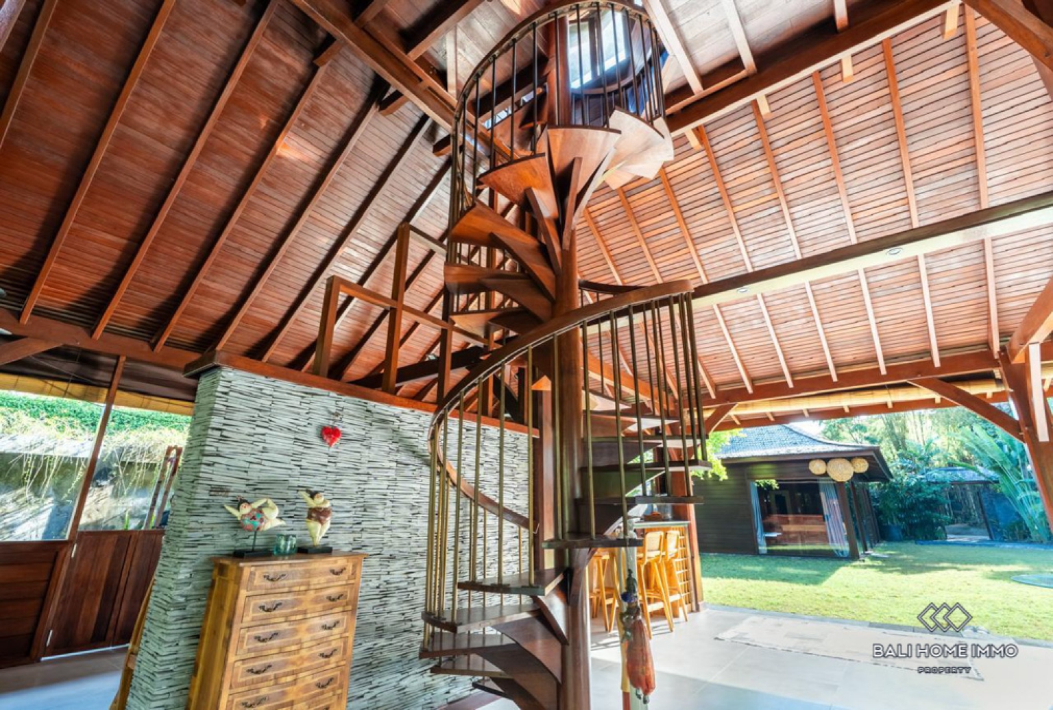 3 Bedroom Villa for Yearly Rental in Berawa — image 16