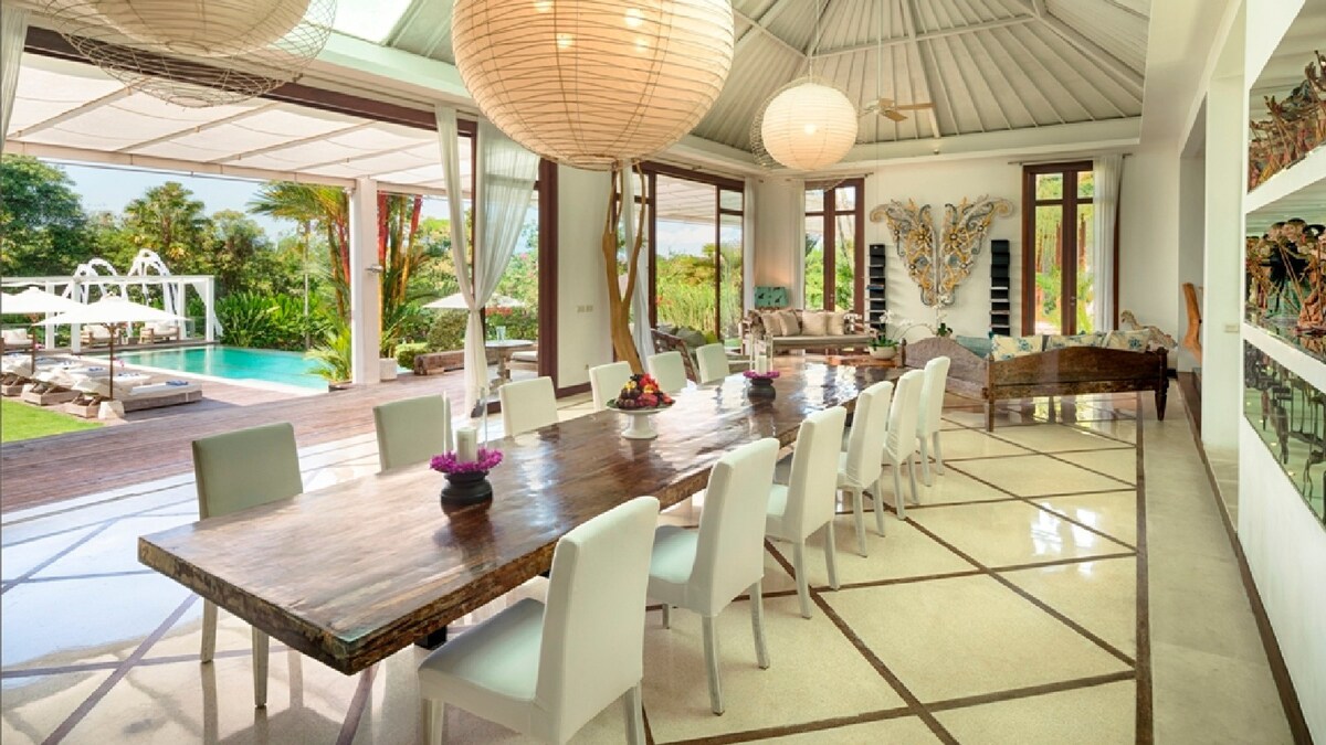 Expansive Luxury Estate 6 Bedroom Private Villa in Canggu — image 6