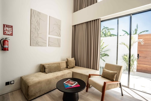 Canggu Escape 2BR Villa | Private Pool, Prime Loc in Canggu, Bali — image 8