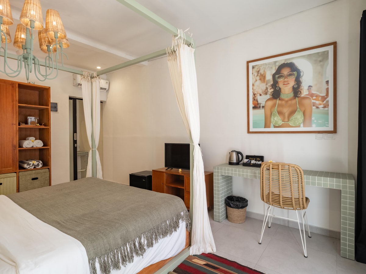 Tropical Studio with Pool in Berawa in Canggu, Bali — image 7