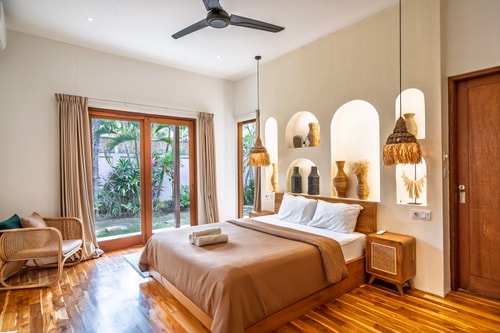3BR Luxury Villa | Near Desa Kitsuné & Pool in Canggu, Bali — image 6