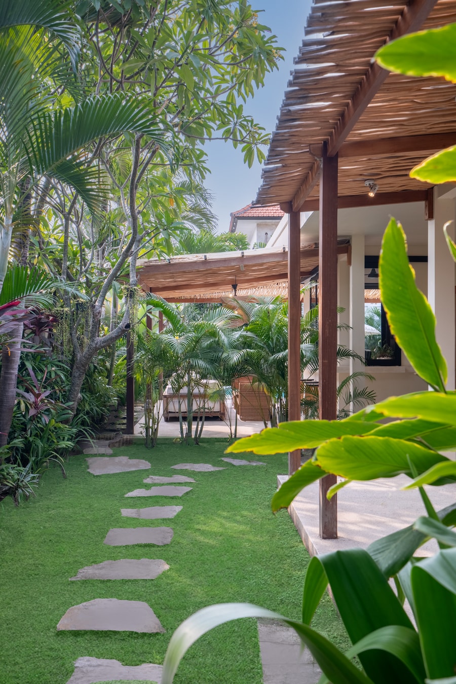 3BR Luxury Villa | Near Desa Kitsuné & Pool in Canggu, Bali — image 17