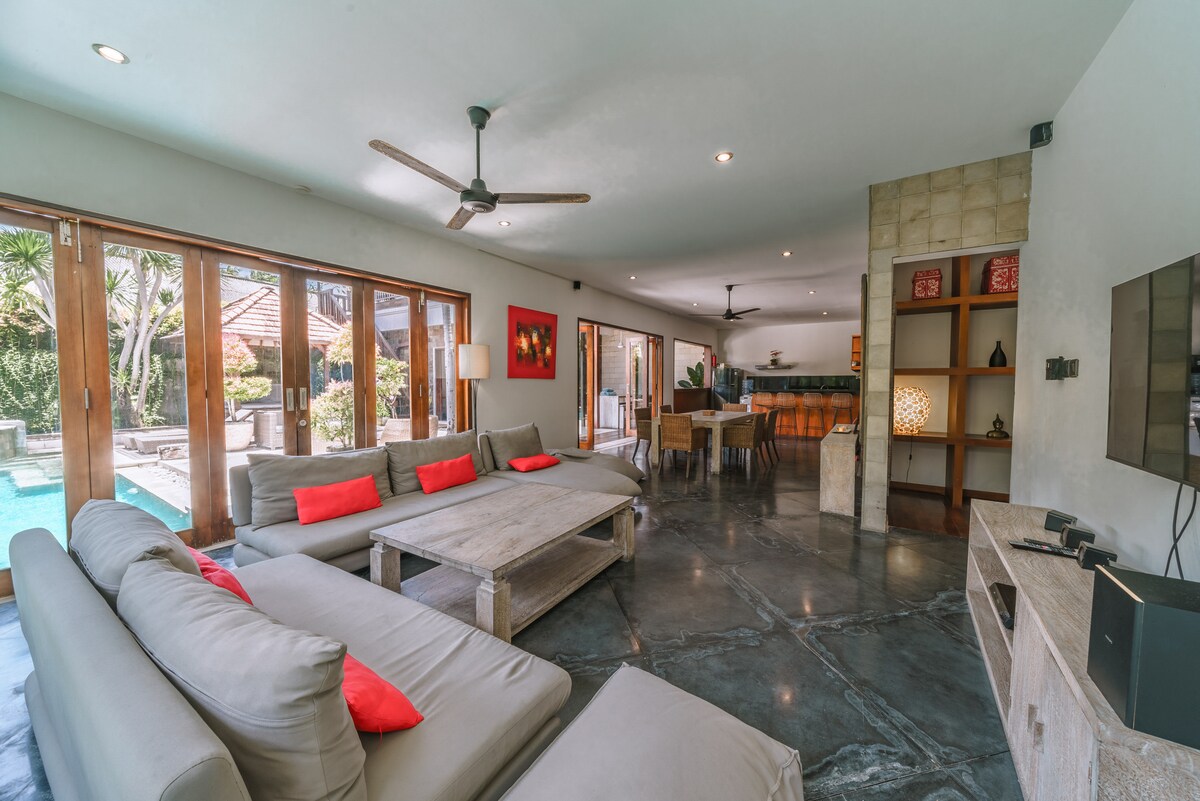 Villa Martine — 5BR Villa Rental in Seminyak — image 3