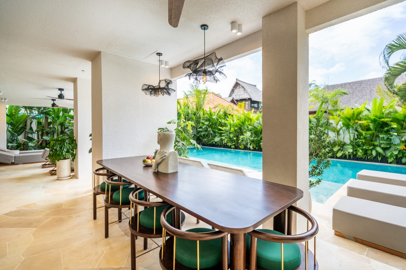 Canggu 1BR Beachside Suite | Gym, Sauna & Pool in Canggu, Bali — image 15